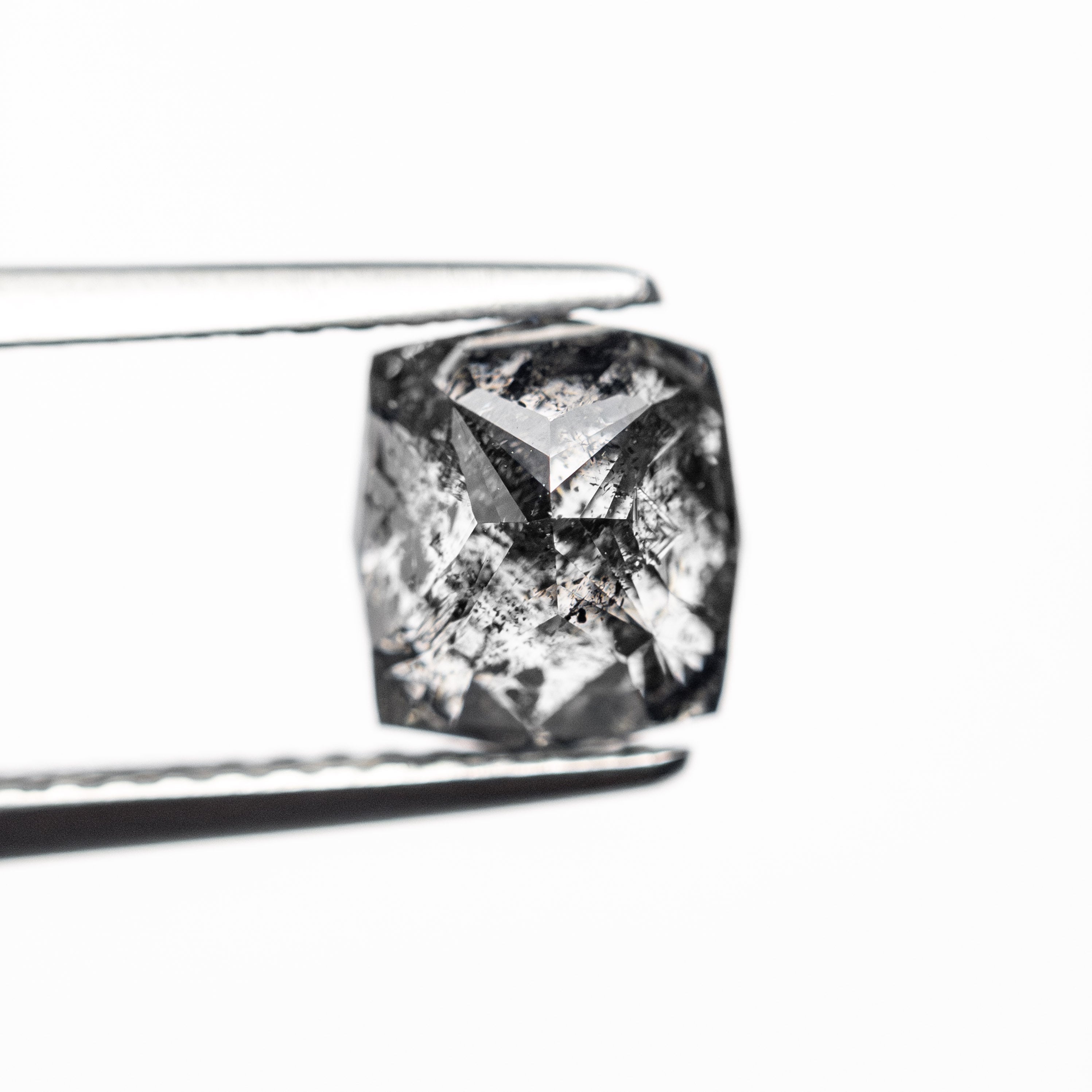 2.47ct Natural Octahedron Cut Loose Gemstone - 7.89x7.83x5.96mm (25642-01) for Jewelry Making, Engagement Rings & Collector's Display