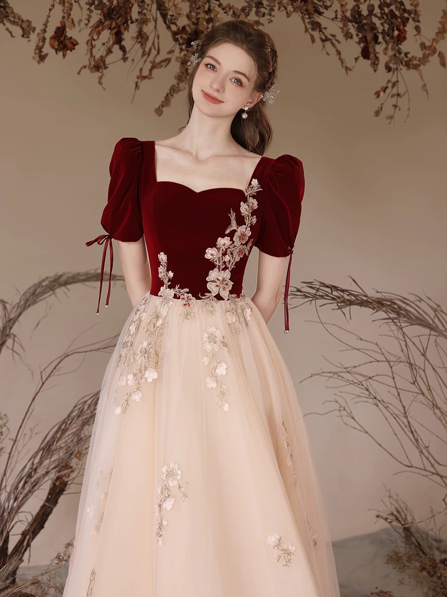 Elegant A-Line Velvet Tulle Lace Champagne Long Prom Dress - Formal Evening Gown for Homecoming, Ball, Wedding & Special Occasions