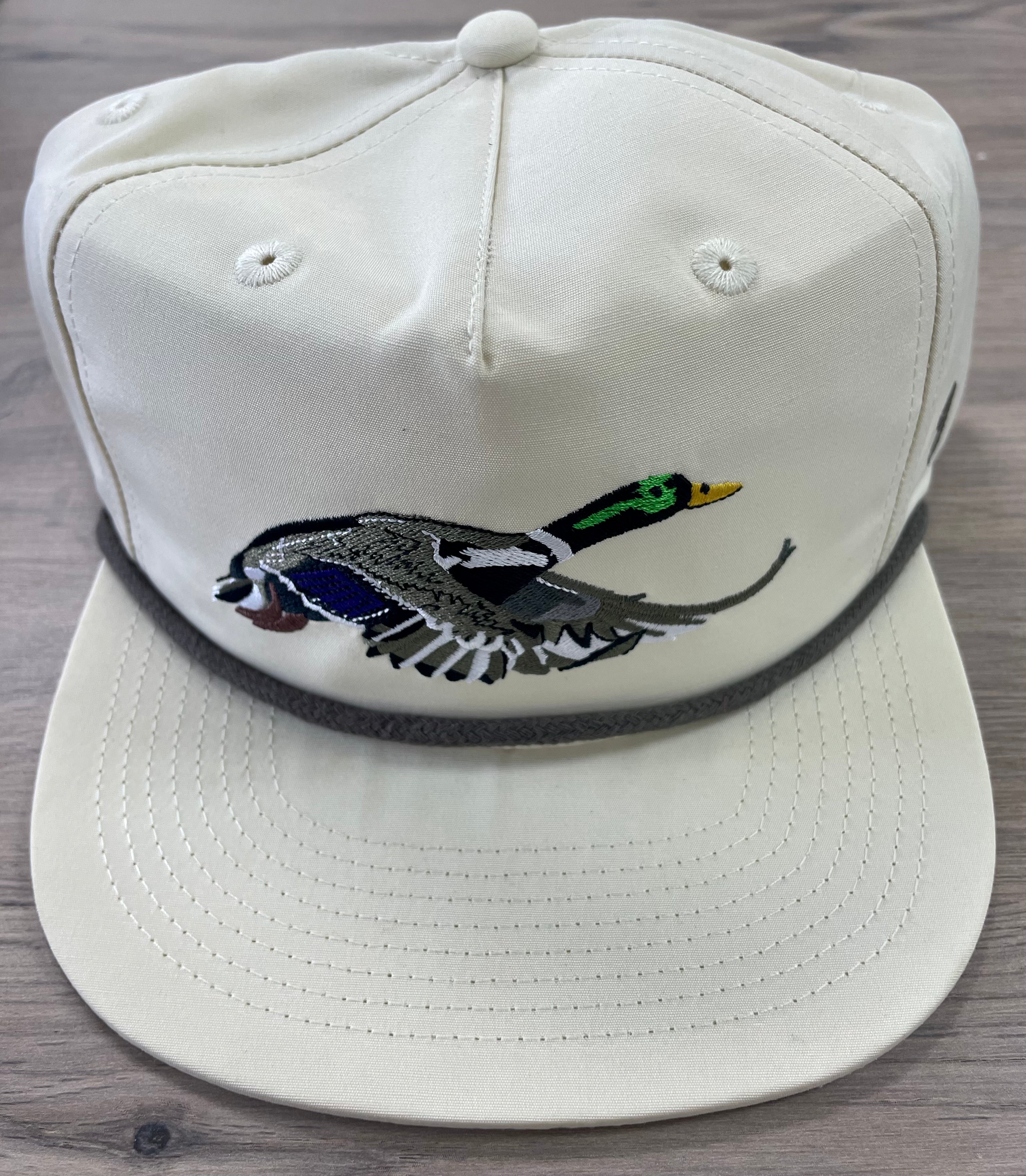 Duck Camp Hat for Hunting & Outdoor Adventures - Waterproof Camo Cap for Men & Women - Perfect for Duck Hunting, Fishing, and Outdoor Activities