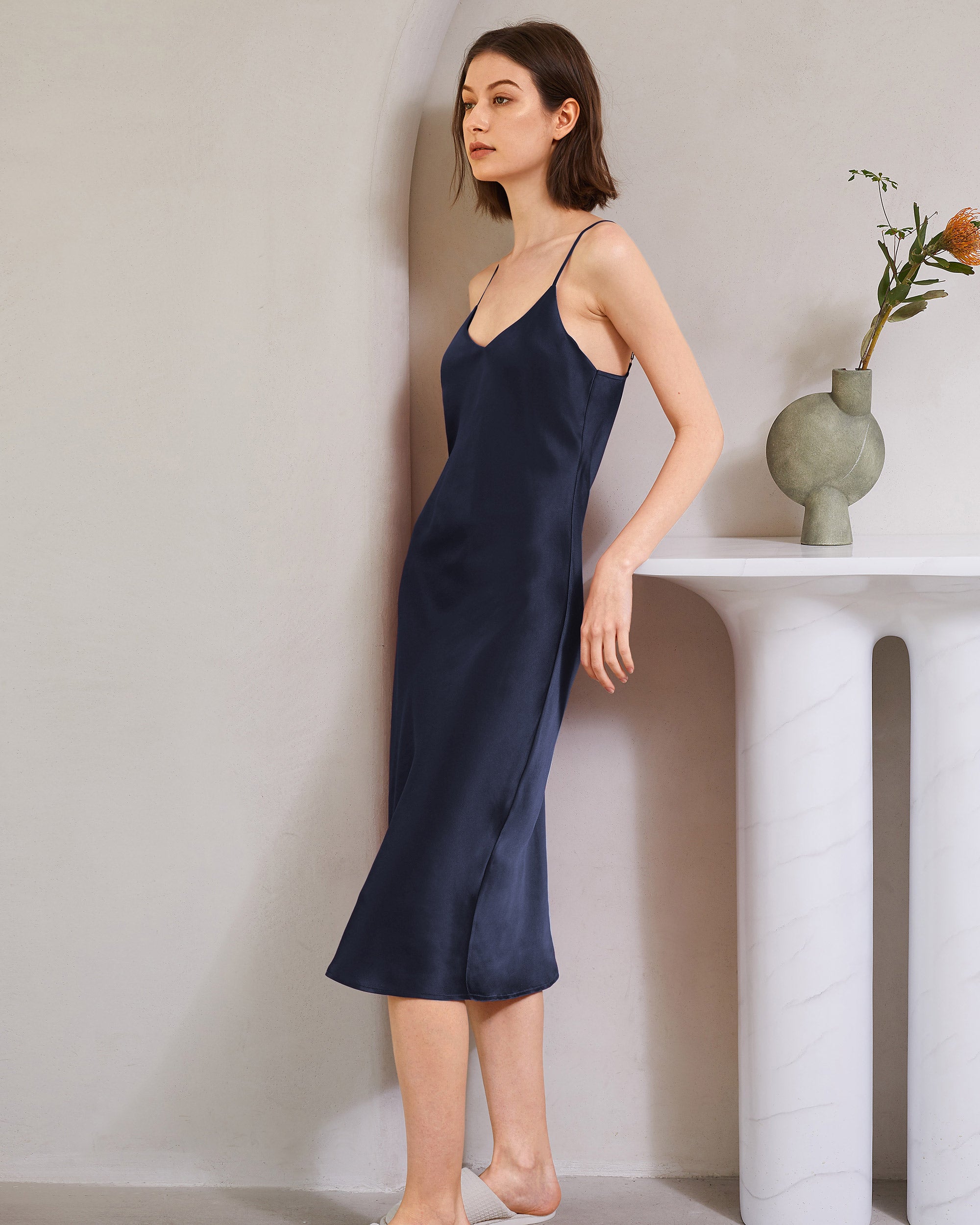 Luxury Classic Silk Nightgown for Women - Elegant Sleepwear & Loungewear - Perfect for Relaxing at Home or Romantic Evenings