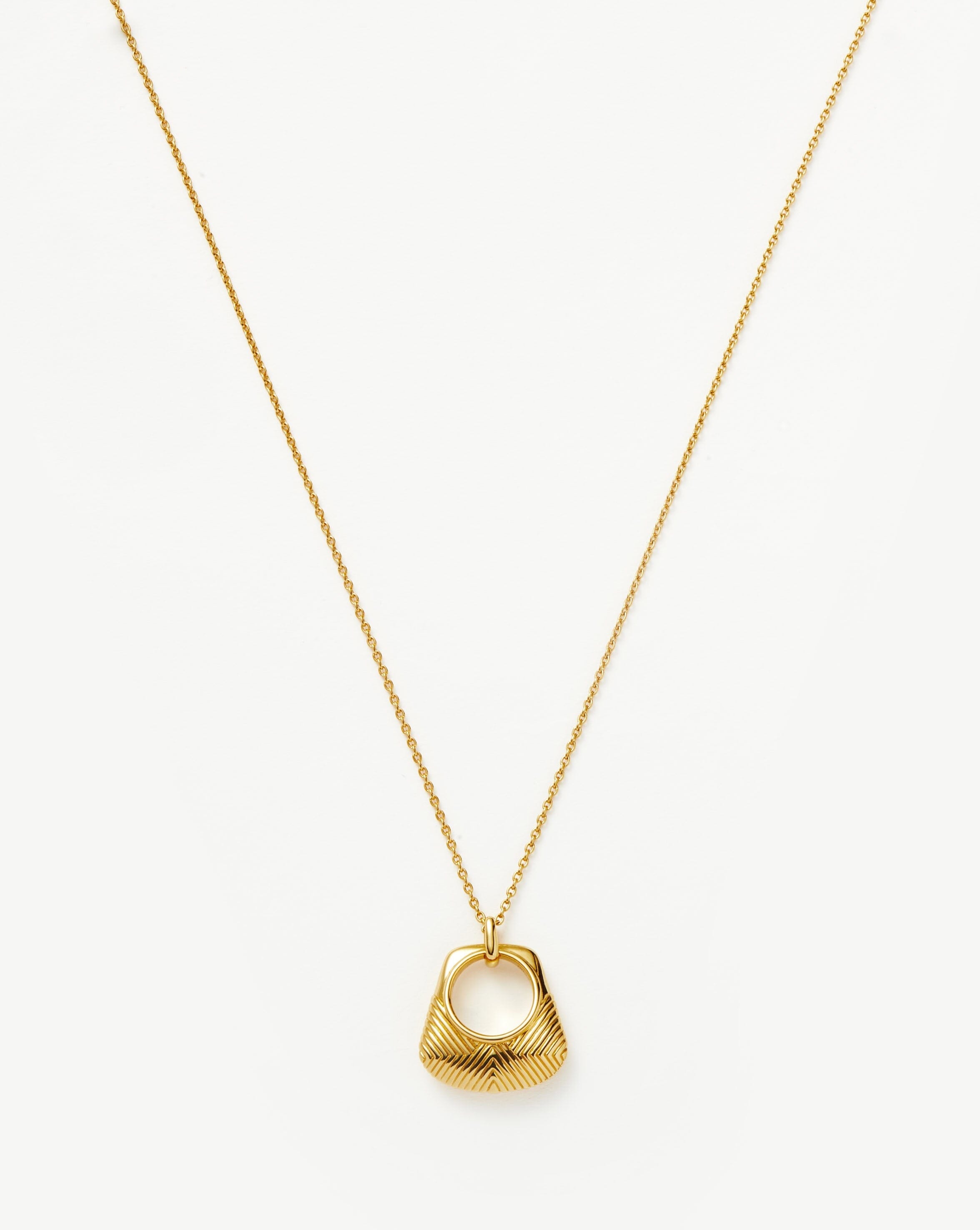 Hera Ridge Pendant Necklace - 18k Gold Plated Women's Jewelry for Everyday Wear & Special Occasions