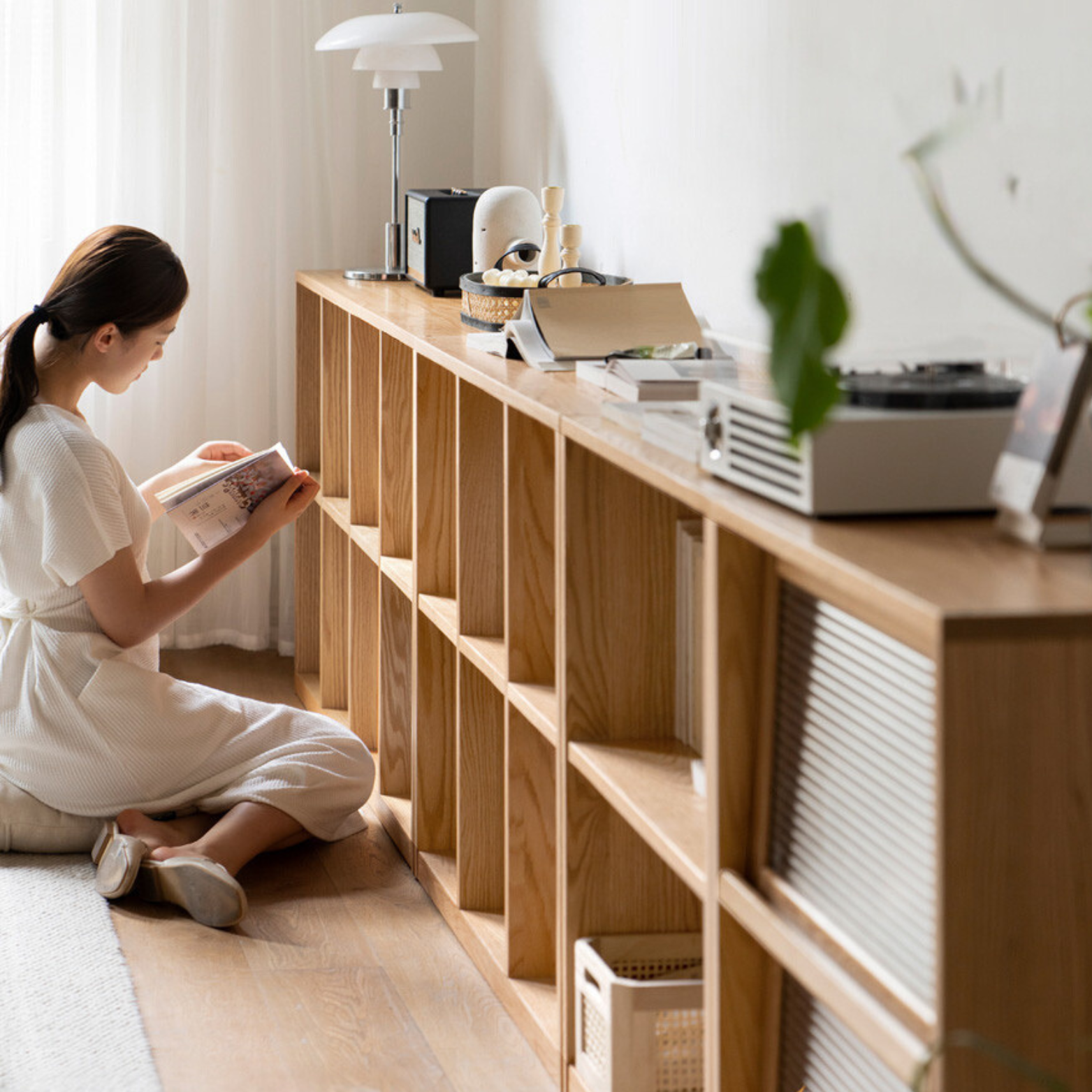 Solid Wood Bookshelf - Black Walnut & Oak Combination Floor Shelf for Living Room, Office & Bedroom Storage