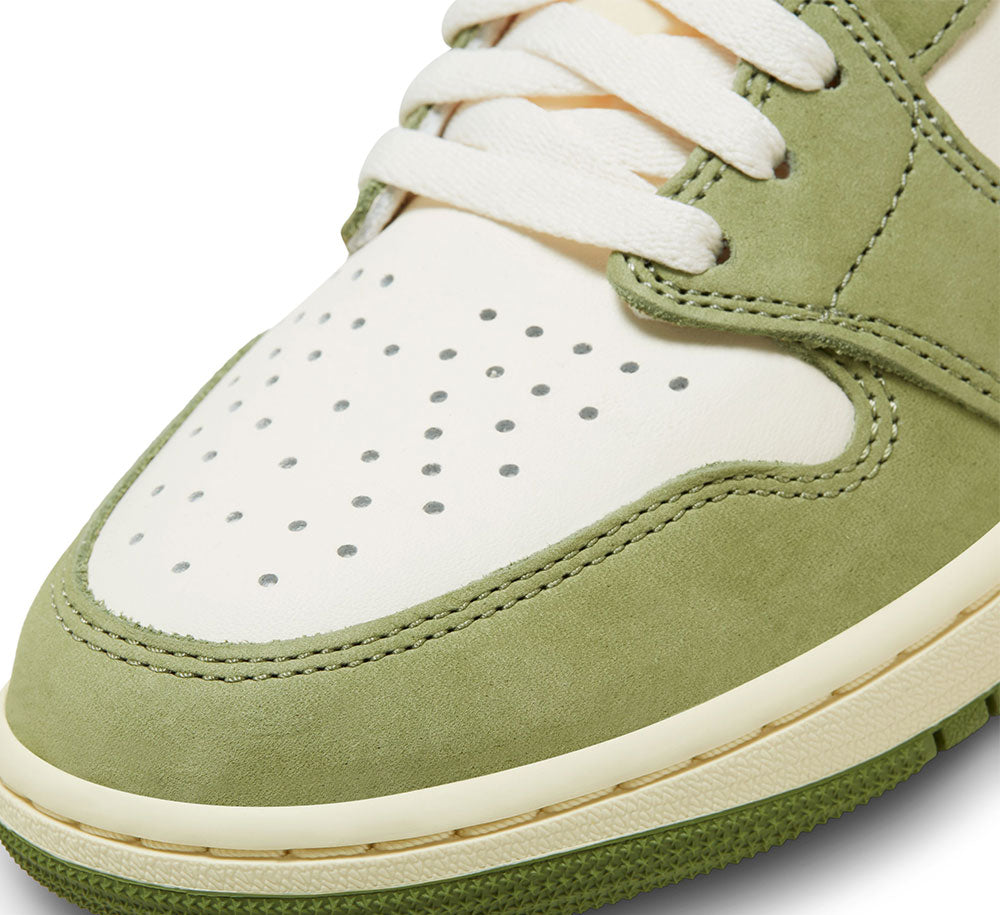 AIR JORDAN 1 Retro High OG Men's Basketball Shoes - Classic Sneakers for Streetwear & Casual Style | Perfect for Basketball, Gym & Everyday Wear