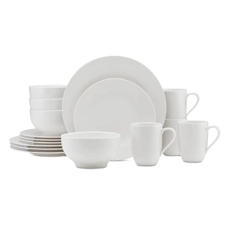 16-Piece Snow White Ceramic Dinnerware Set for 4 - Microwave & Dishwasher Safe Round Plates, Bowls & Mugs - Elegant Everyday Dining Set for Family Meals, Dinner Parties & Casual Entertaining