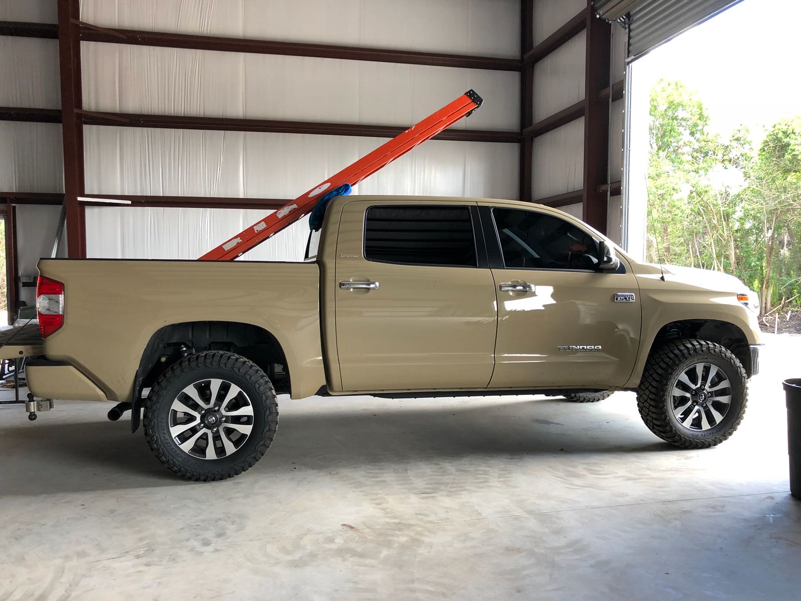 Dobinsons 2-3 Inch Lift Kit for 2007-2021 Toyota Tundra Double Cab V8 - Off-Road Suspension Upgrade for Enhanced Performance & Ground Clearance