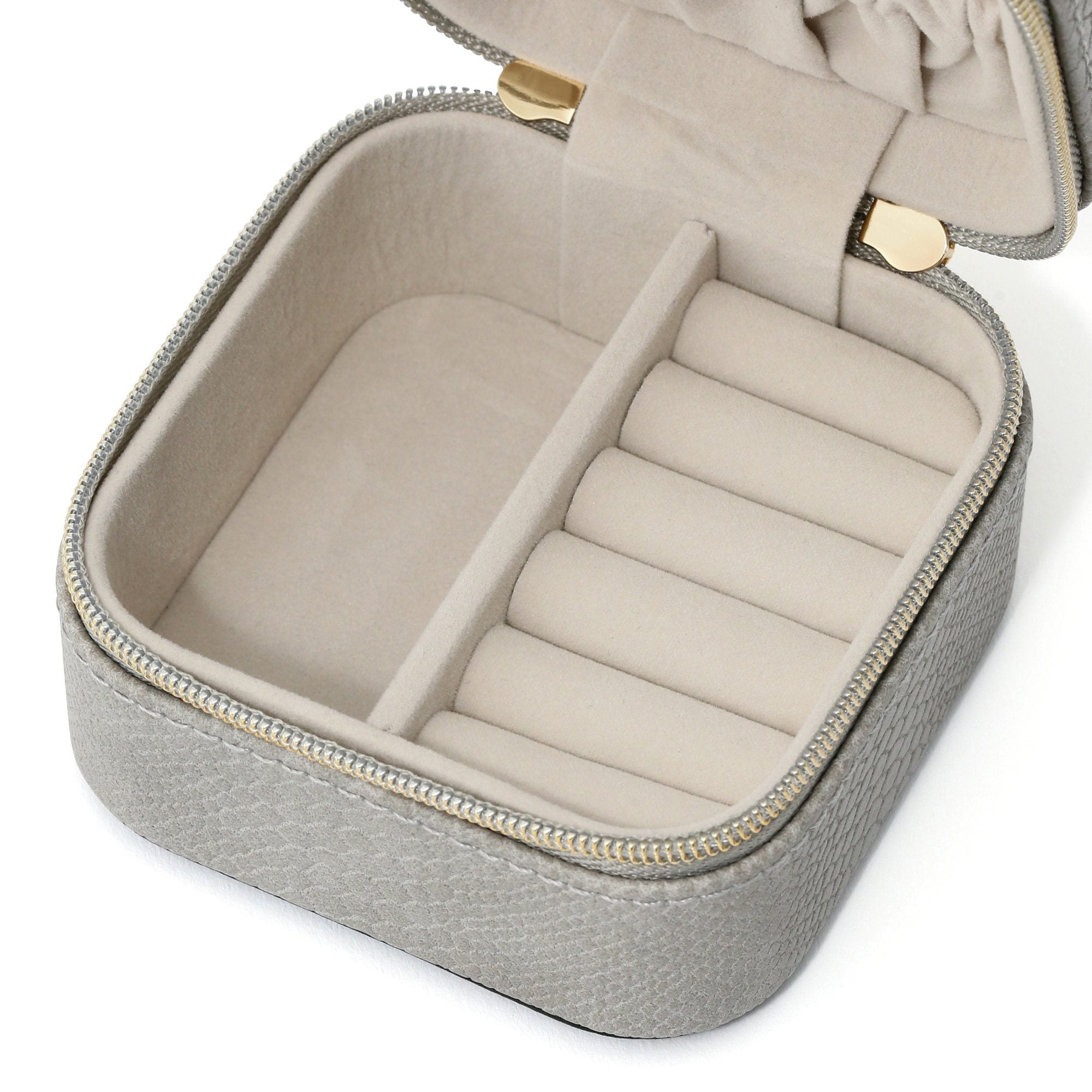 Flavia Travel Jewelry Box Gray - Portable Jewelry Organizer for Necklaces, Rings & Earrings - Perfect for Vacation, Business Trips & Gifts