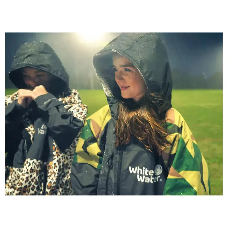 Kids Waterproof Swimming Robe with Hood - Camouflage Unisex Quick-Dry Pool Cover Up for Boys & Girls - Perfect for Beach, Poolside, and After-Swim Warmth
