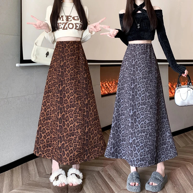 Women's Leopard Print Velvet High Waist Long Skirt - Winter Elegant Vintage French Fashion Maxi Skirt for Party, Streetwear & Boho Style Outfits