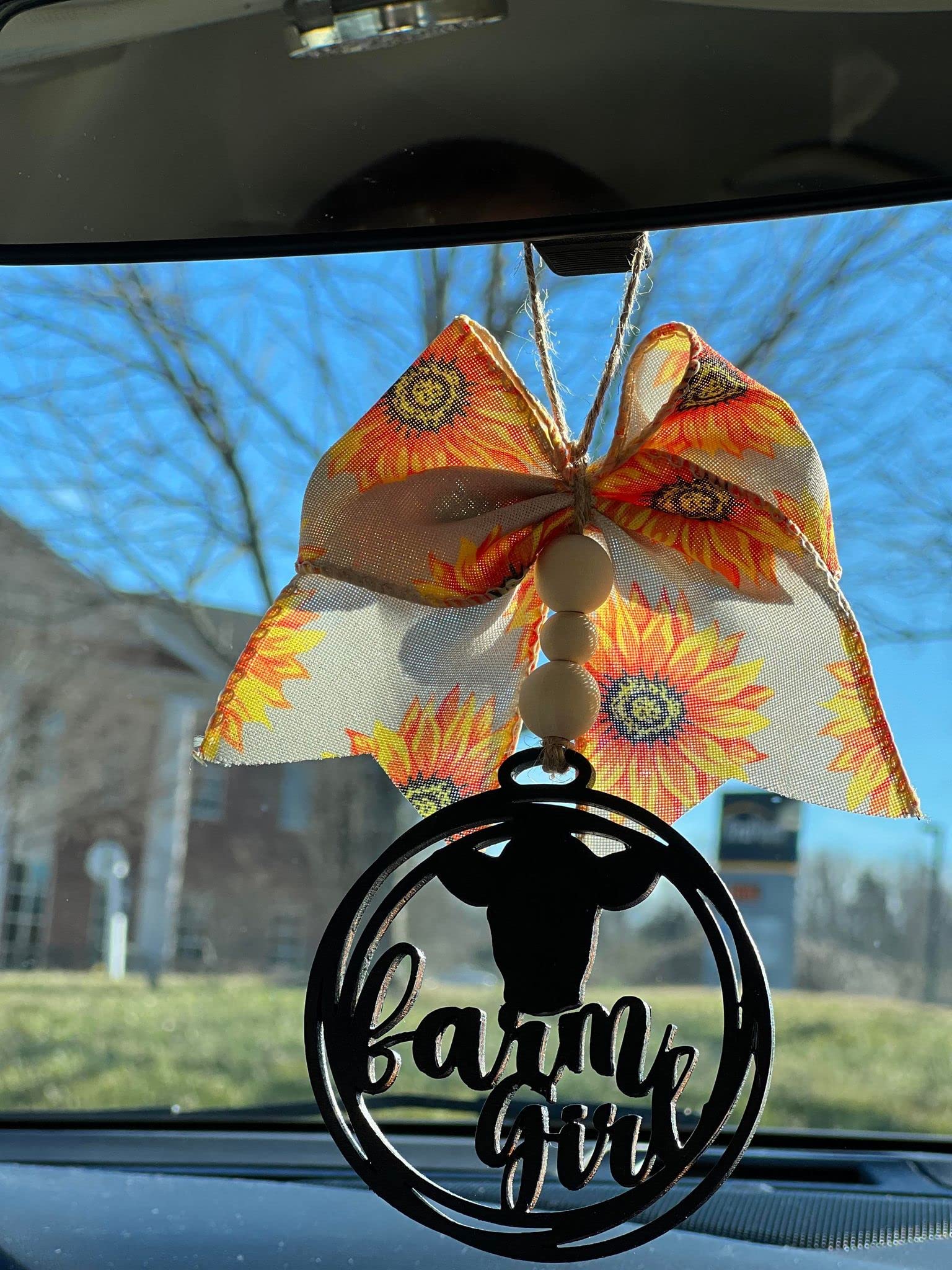 Farm Girl Cow Car Charm - Leopard Burlap Black White Red Cow Paws Ribbons Car Accessories for Interior Decor, Perfect for Country Style Vehicles and Farm-Themed Car Styling