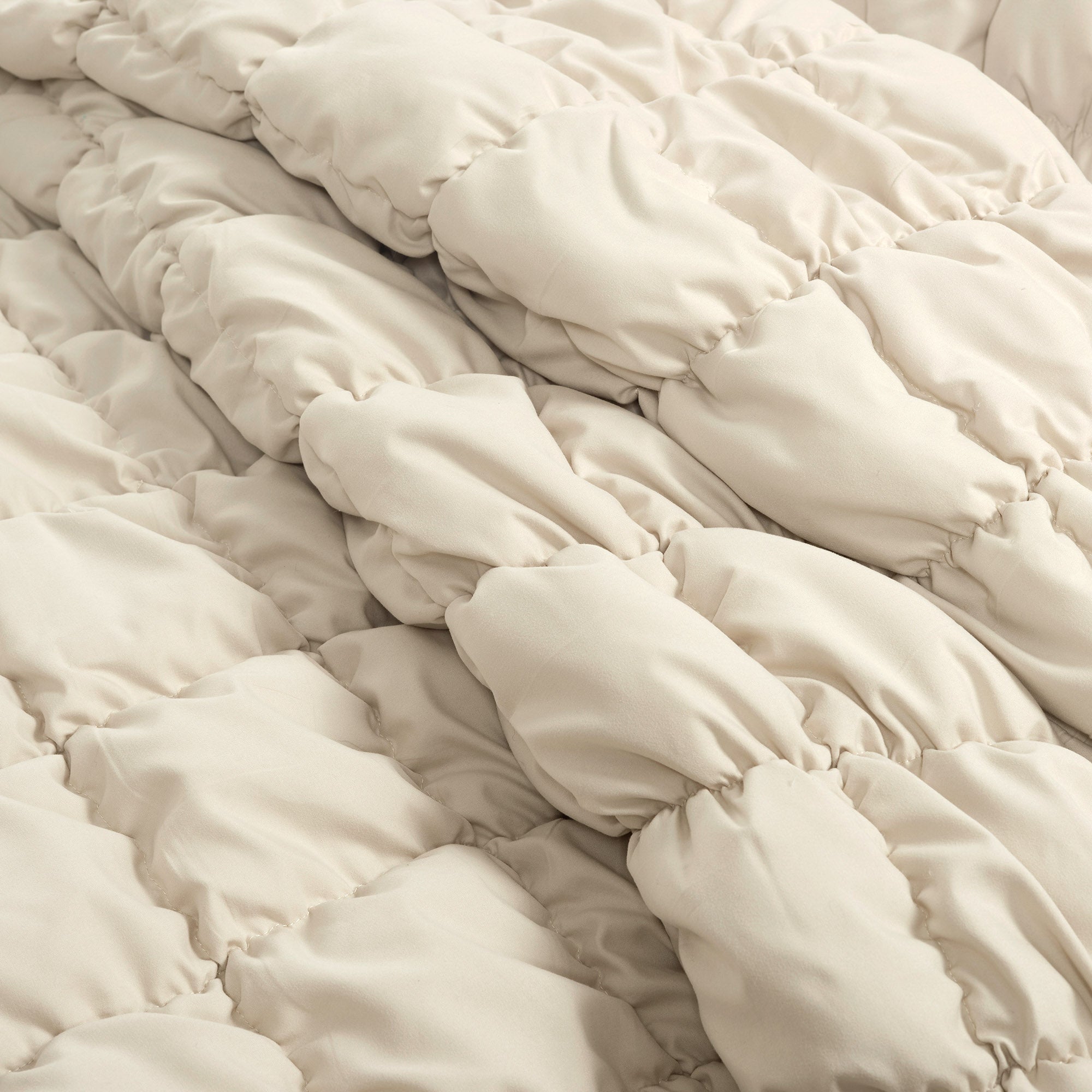 Cozy Puff Comforter Set - Ultra Soft & Lightweight Bedding for All Seasons | Perfect for Bedroom, Guest Room, Dorm & Airbnb