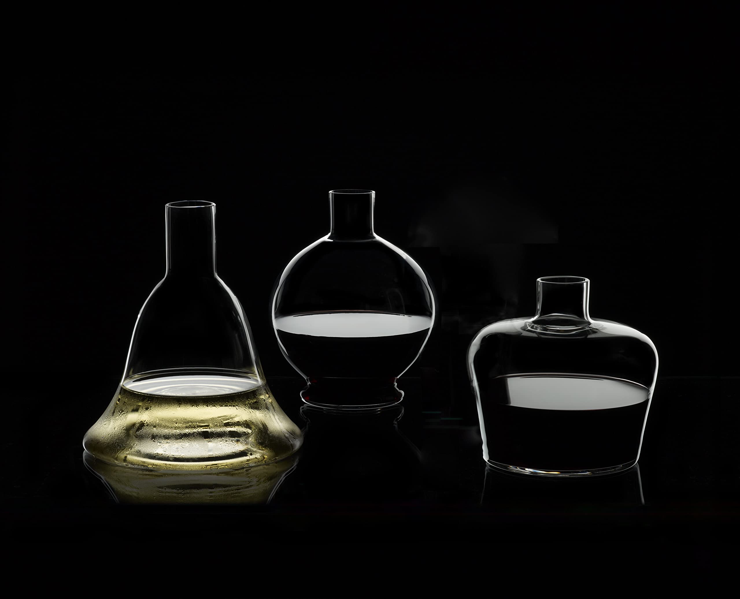 Riedel Macon Crystal Clear Wine Decanter for Red & White Wine - Elegant Glass Decanter for Aerating & Serving Wine at Home, Parties & Gifts