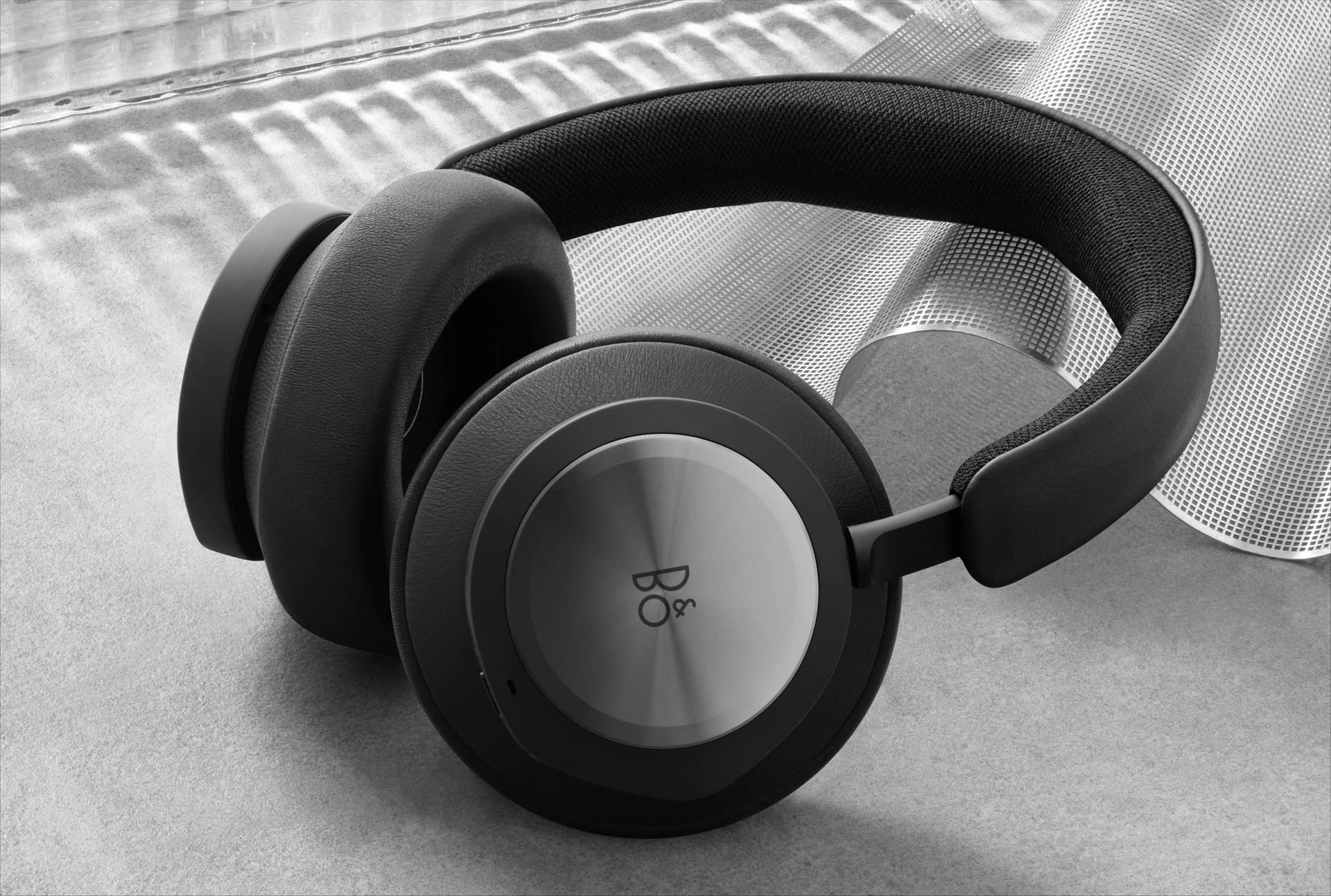 Bang & Olufsen Beoplay Portal Wireless Gaming Headset with Active Noise Cancelling - Comfortable Over-Ear Headphones for Xbox Series X|S & Xbox One - Perfect for Competitive Gaming & Immersive Entertainment