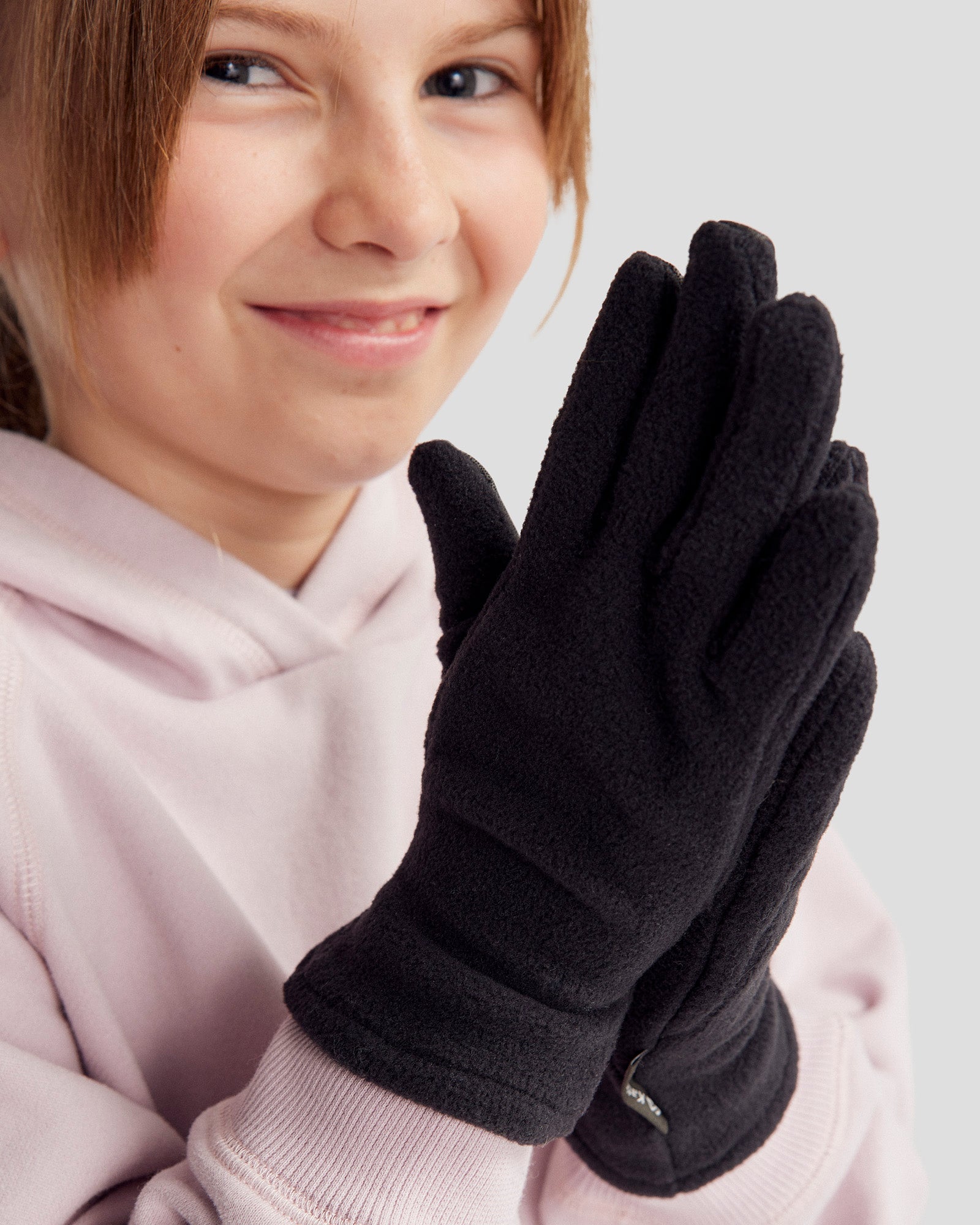Kids' Ridge 100 PrimaLoft® Bio Fleece Gloves - Warm Winter Gloves for Boys & Girls, Water-Resistant & Breathable - Perfect for Snow Play, Skiing & Outdoor Activities (Black)