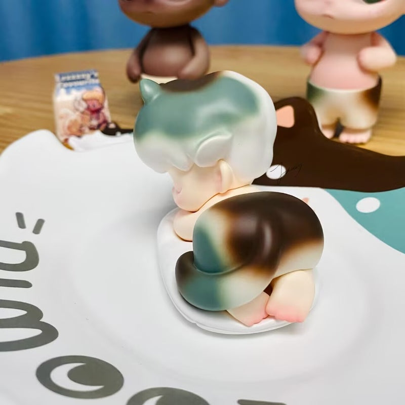 DIMOO Limited Edition Lay Down Cat Figure Set - Cute Collectible Vinyl Toy for Home Decor, Office Display & Anime Fans Gift
