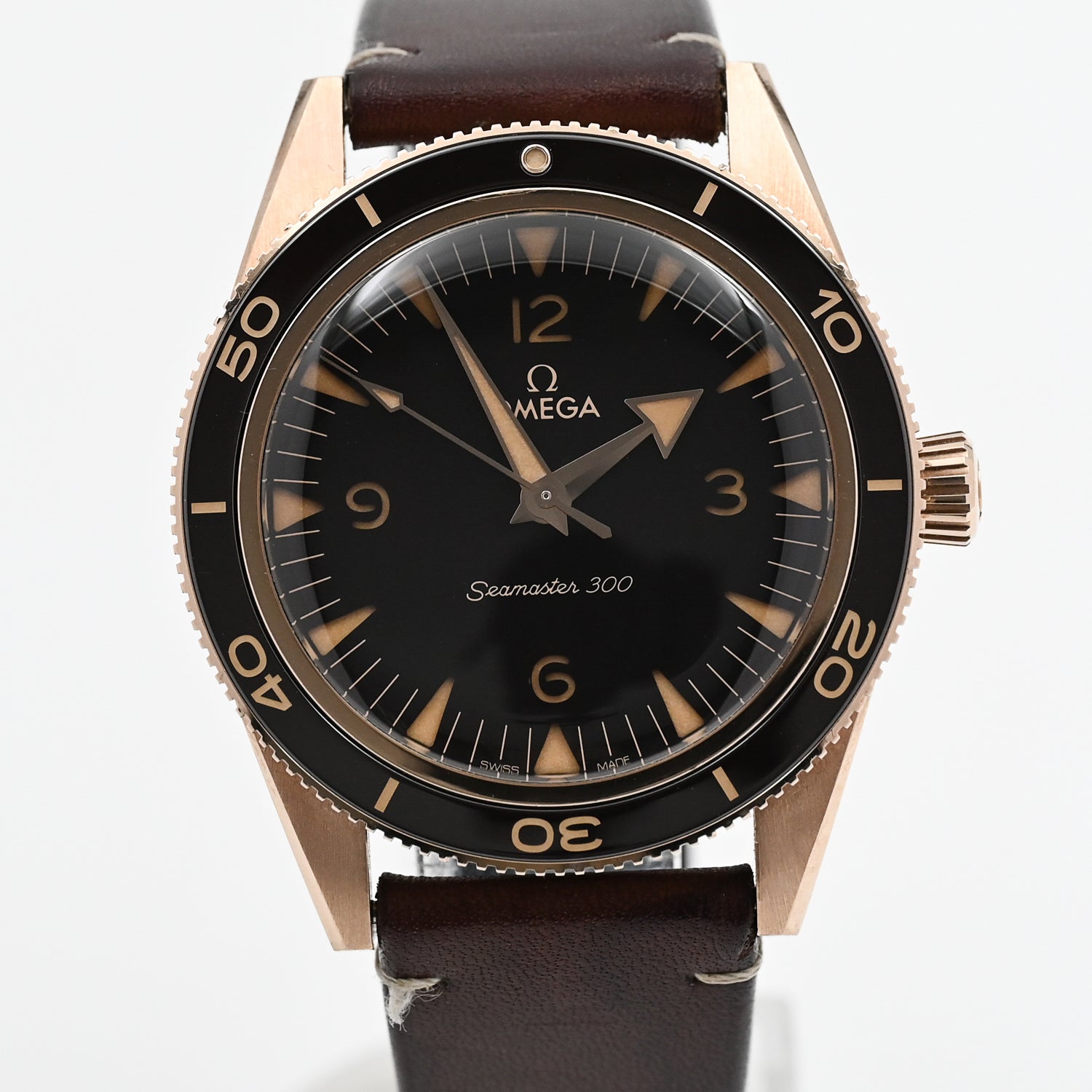 Omega Seamaster 300 Professional Diver Watch - Swiss Luxury Automatic Men's Timepiece for Diving, Business & Everyday Wear