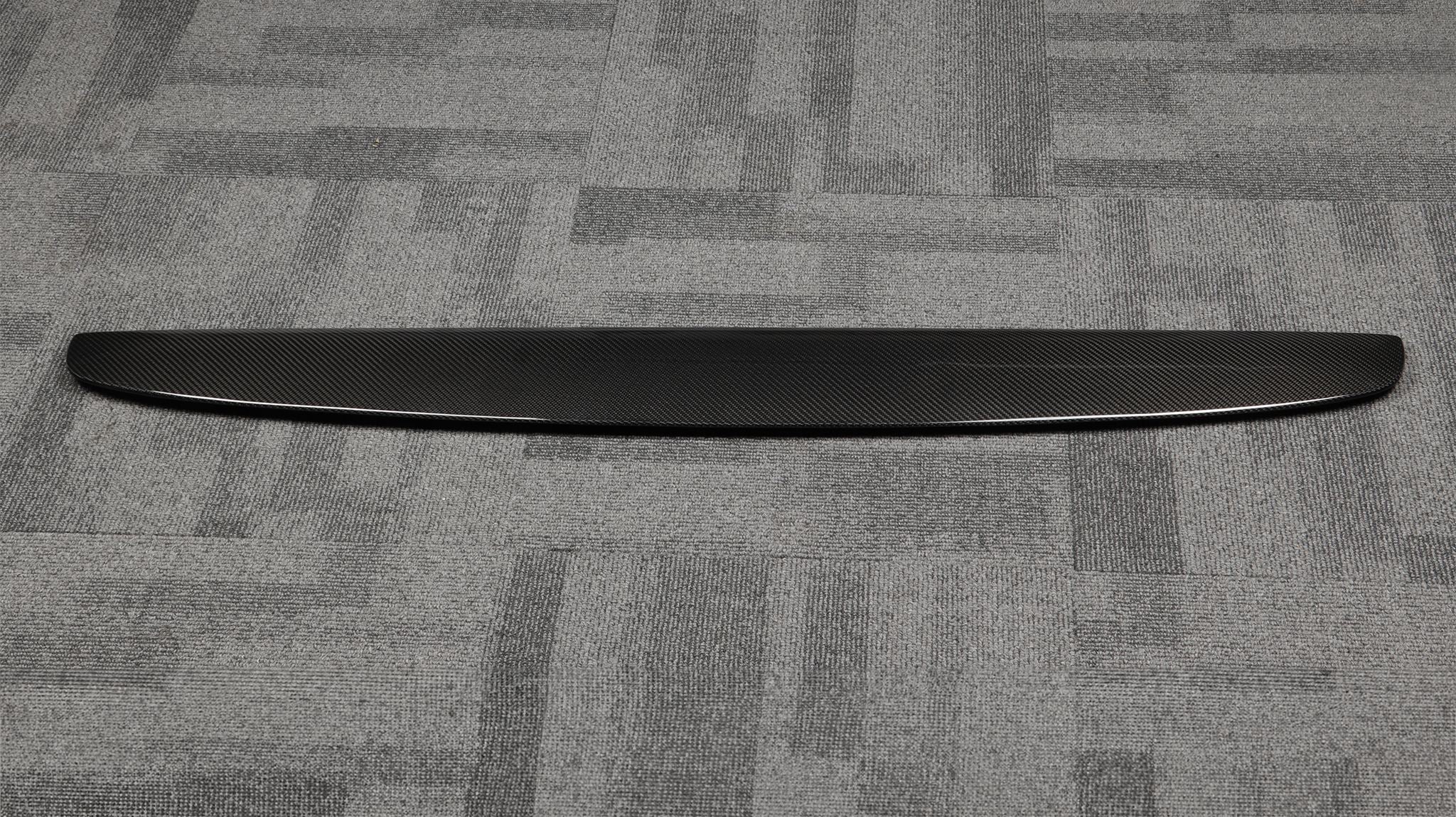 Premium Dry Carbon Fiber Dashboard Replacement for 2025+ Tesla Model Y Juniper – OEM Clip-On Design | Lightweight & Durable Interior Upgrade | Perfect for Car Enthusiasts & Luxury Vehicle Customization