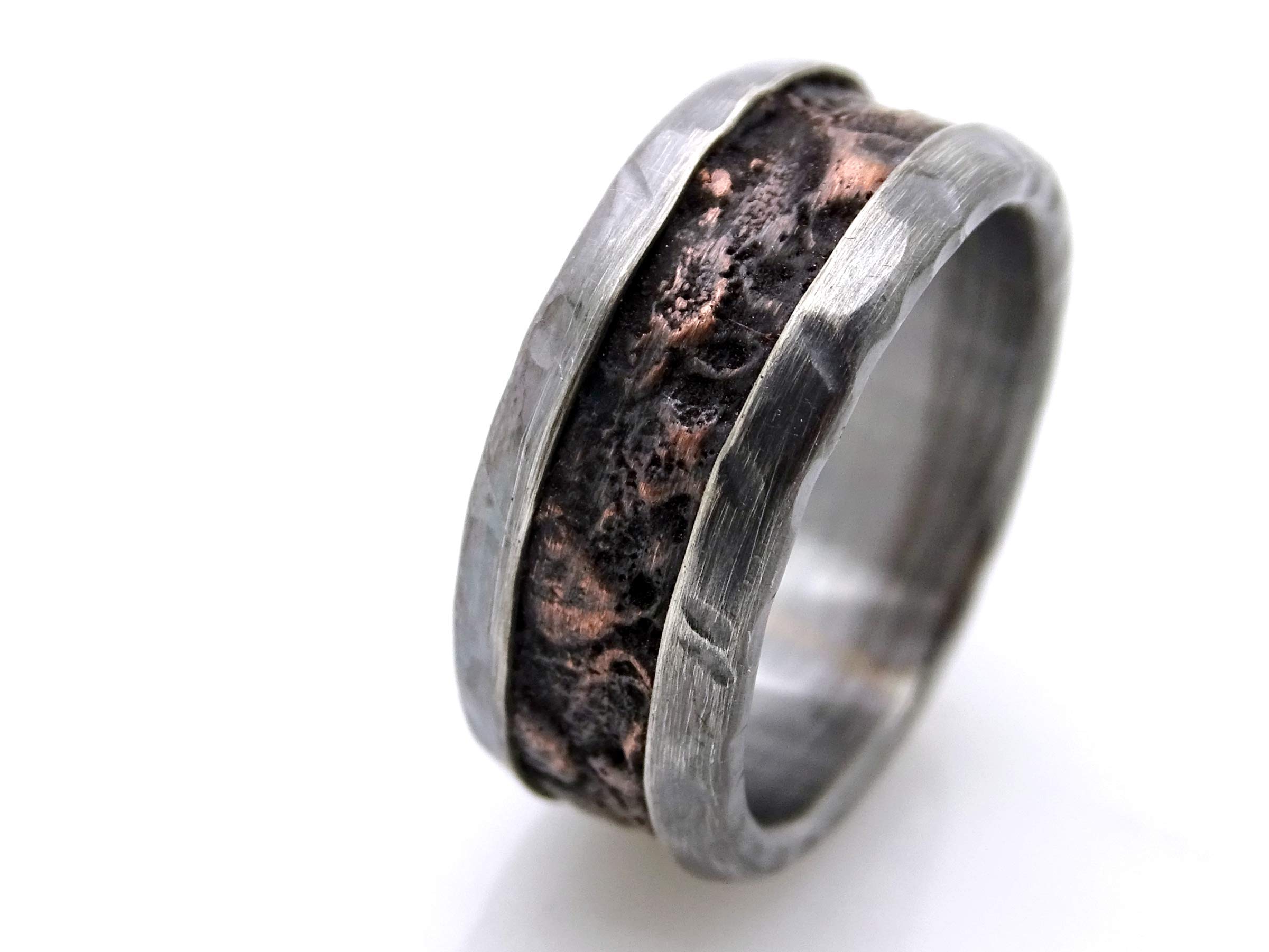 Cool Men's Copper Silver Viking Wedding Band - Rugged Wood Grain Engagement Ring for Him - Perfect for Outdoor Adventures and Special Occasions