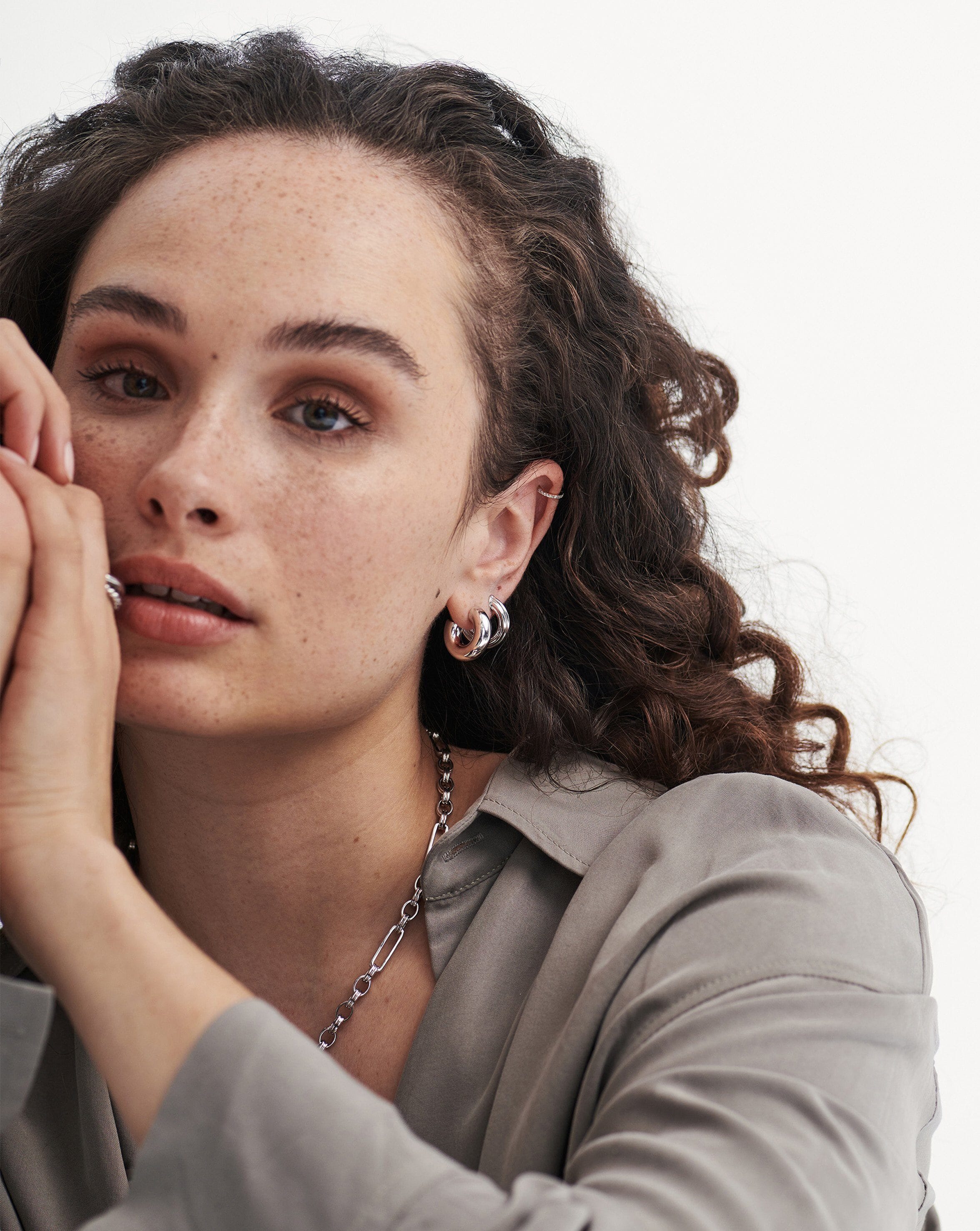 Small Ridge Hoop Earrings for Women - Minimalist Gold Plated Dainty Hoops - Perfect for Everyday Wear, Office & Date Night
