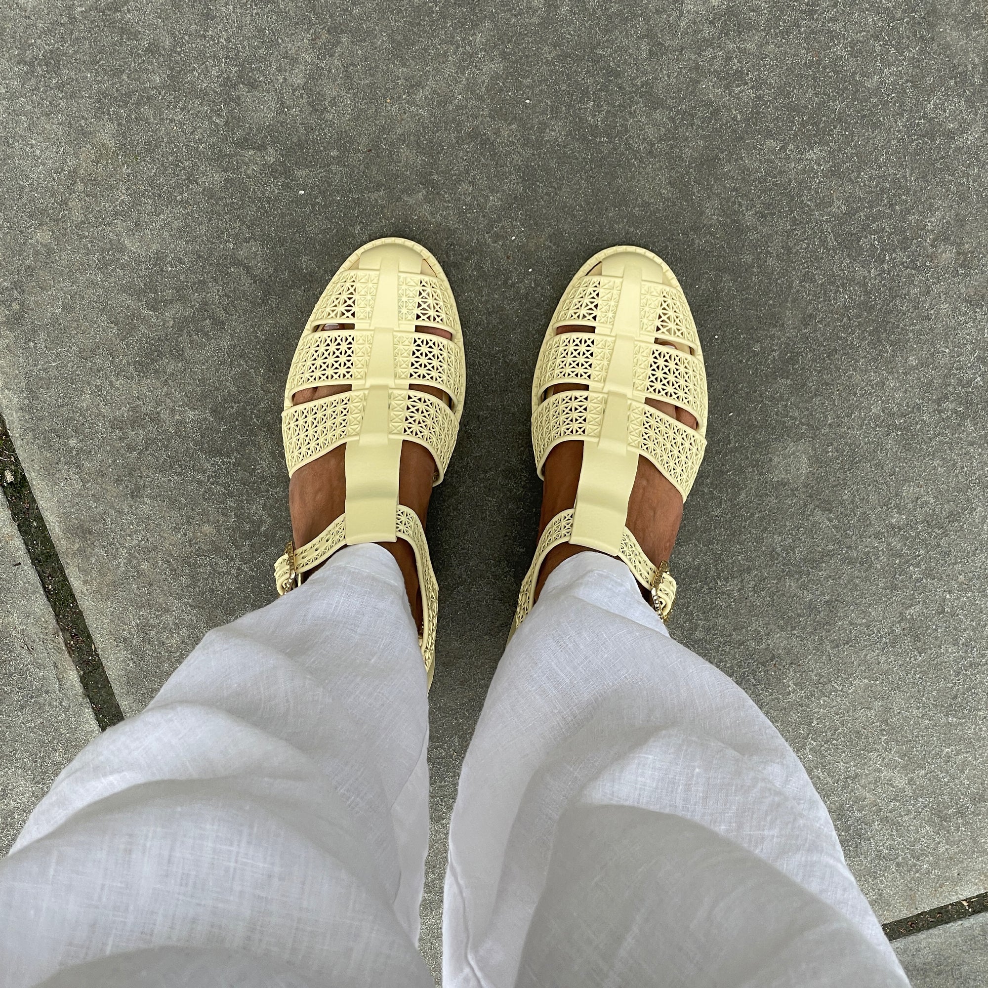 HOLIS Comfortable 3D Sandals for Women - Light Yellow | Breathable & Supportive Summer Footwear | Perfect for Beach, Pool, and Casual Outings
