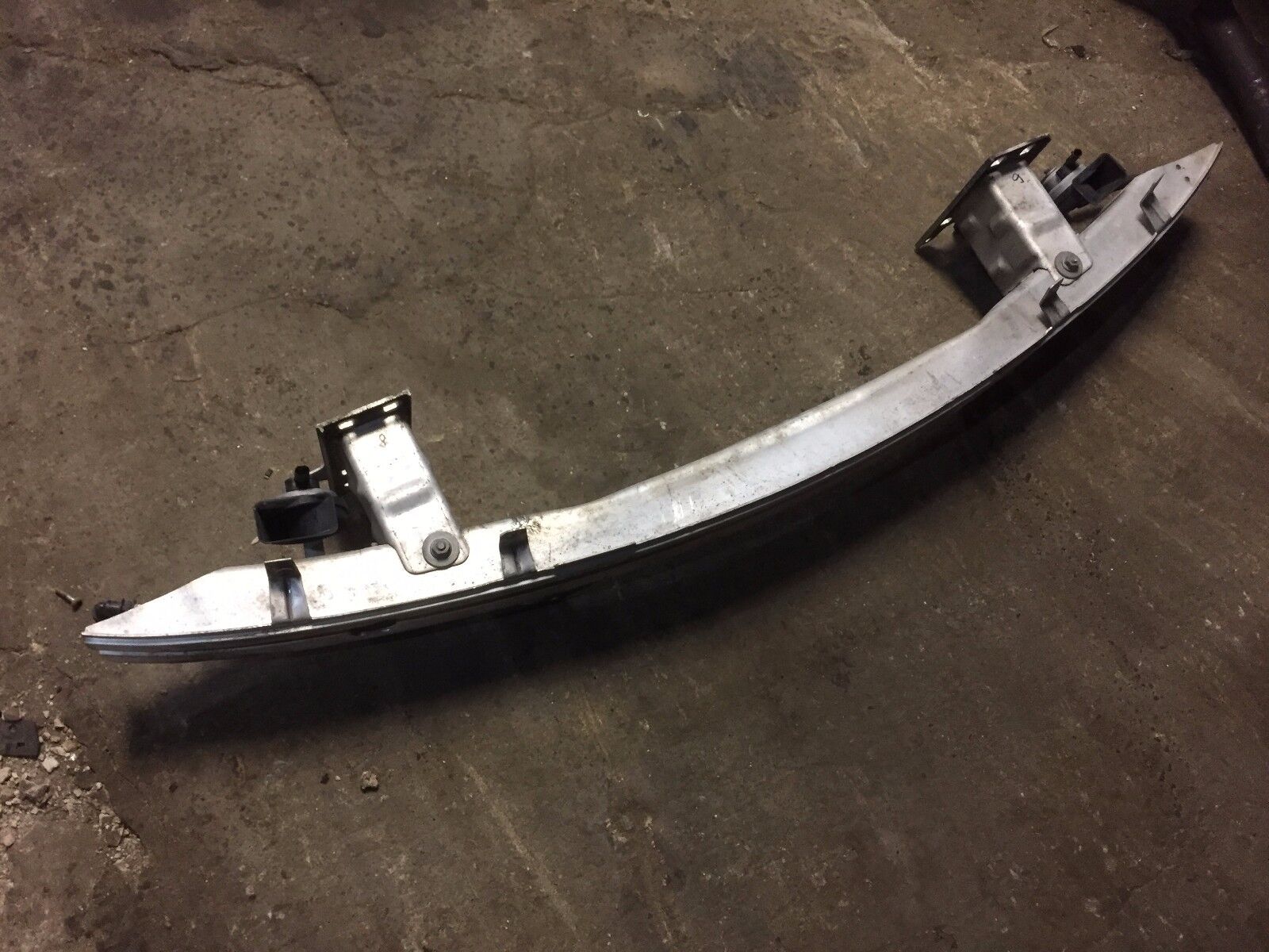 2002-2007 BMW 745Li E65 Front Bumper Reinforcement Impact Bar - OEM Replacement Part for Enhanced Crash Protection | Perfect for Collision Repair & Safety Upgrades