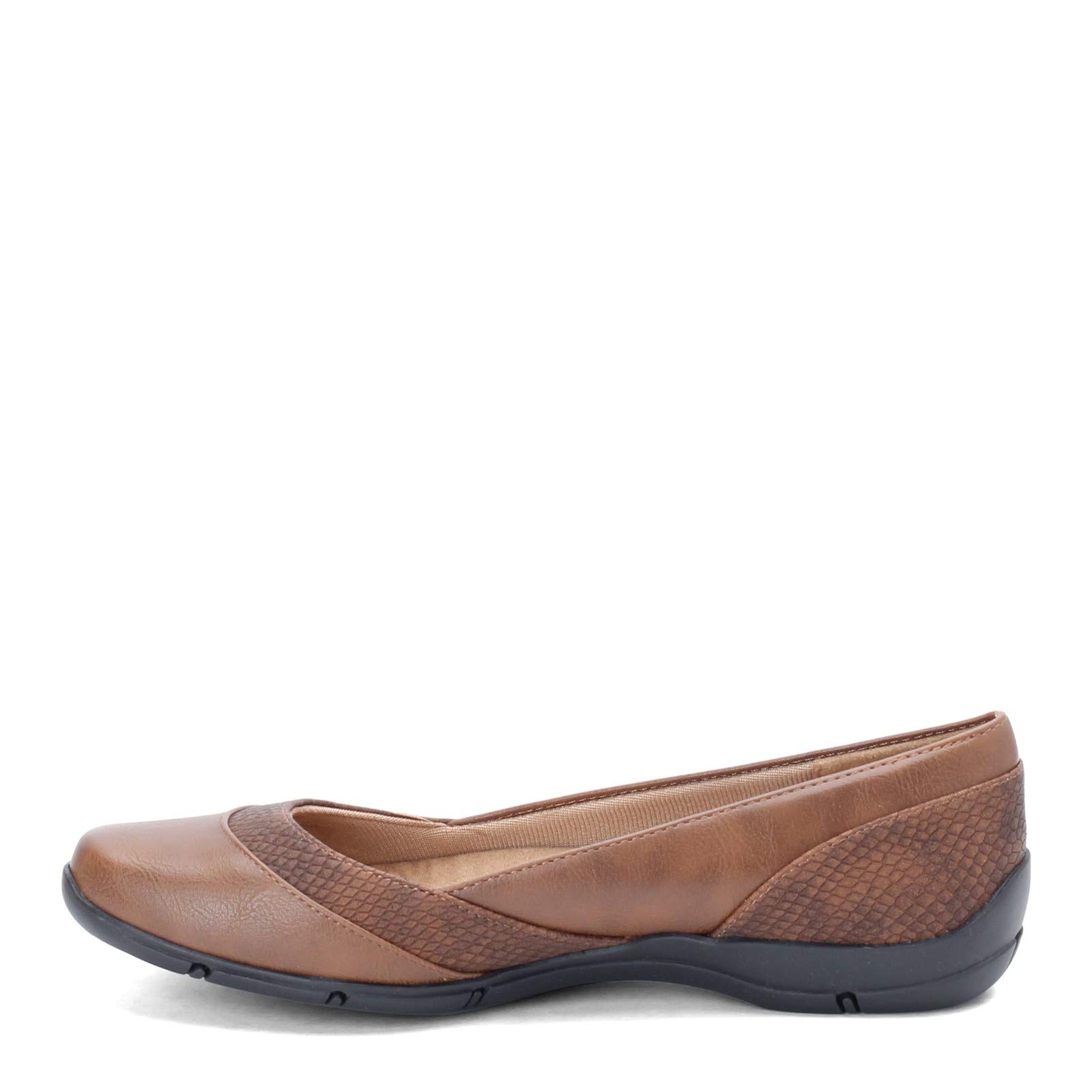 LifeStride Women's Deja Vu Comfortable Ballet Flats - Perfect for Work, Travel & Everyday Wear