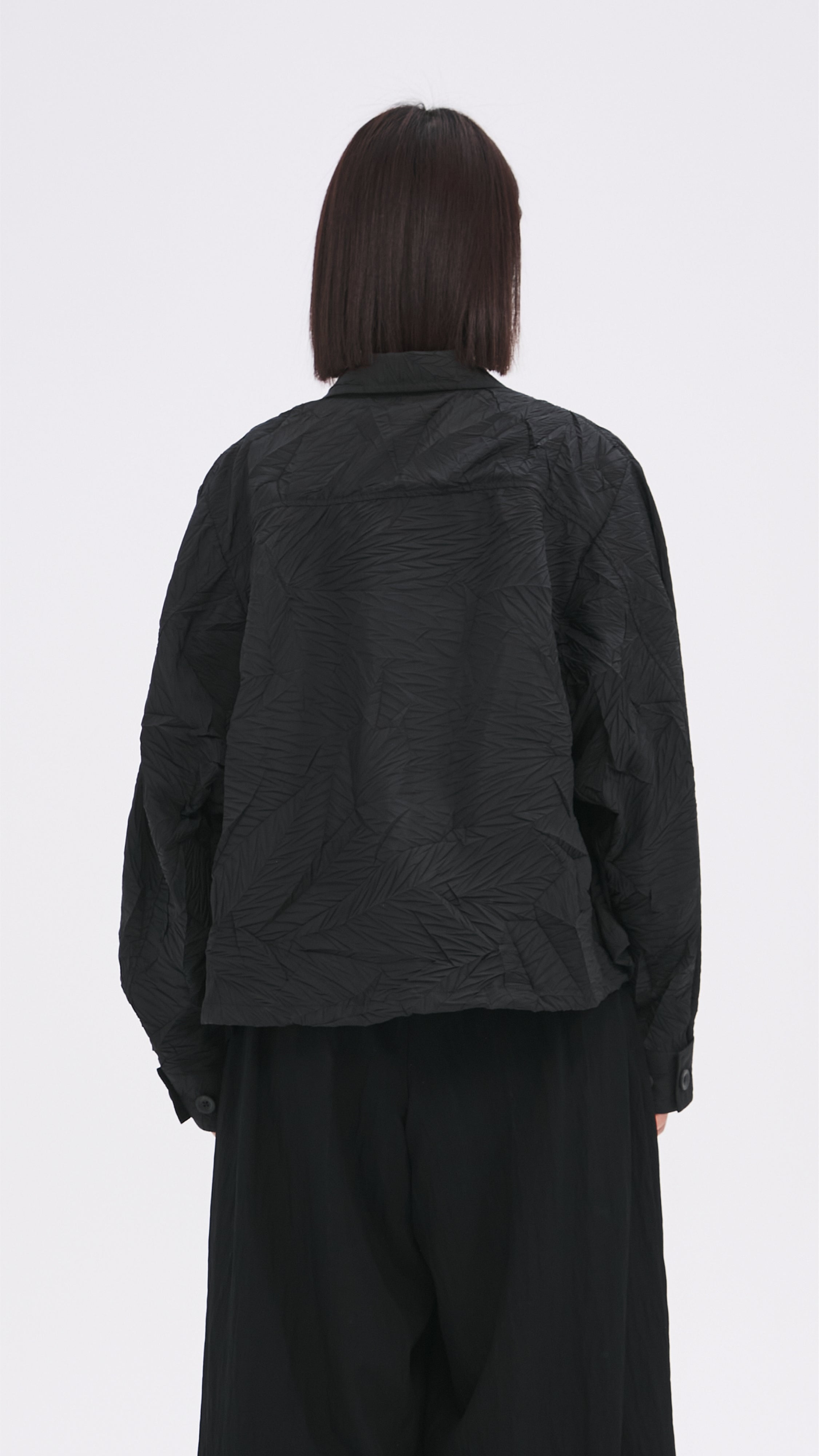 Distorted Pleated Military Jacket for Men & Women | Stylish Tactical Outerwear for Urban Streetwear & Outdoor Adventures