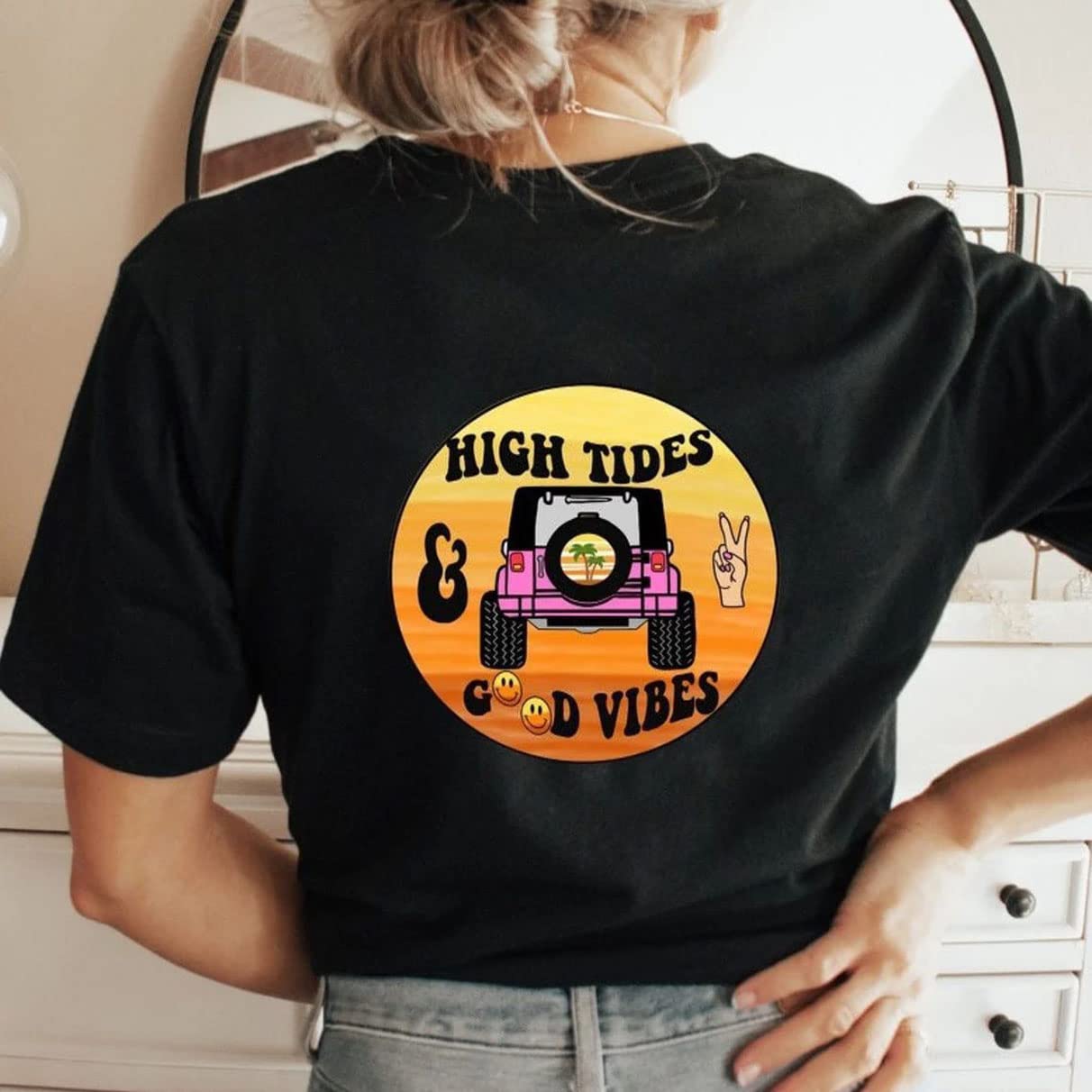 High Tides Good Vibes T-Shirt | VSCO Girl Sunset Beach Tee | Smiley Face Summer Vibes Shirt for Casual Wear, Beach Outings & Music Festivals