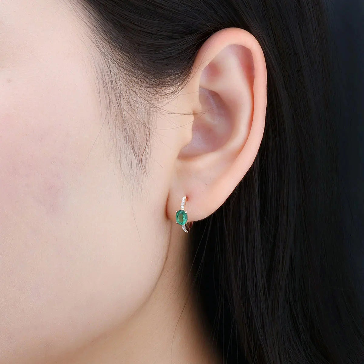 18K Rose Gold Earrings with 0.6 Carat Natural Emerald & 0.182 Carat Diamonds - Elegant Women's Jewelry for Weddings, Anniversaries & Special Occasions