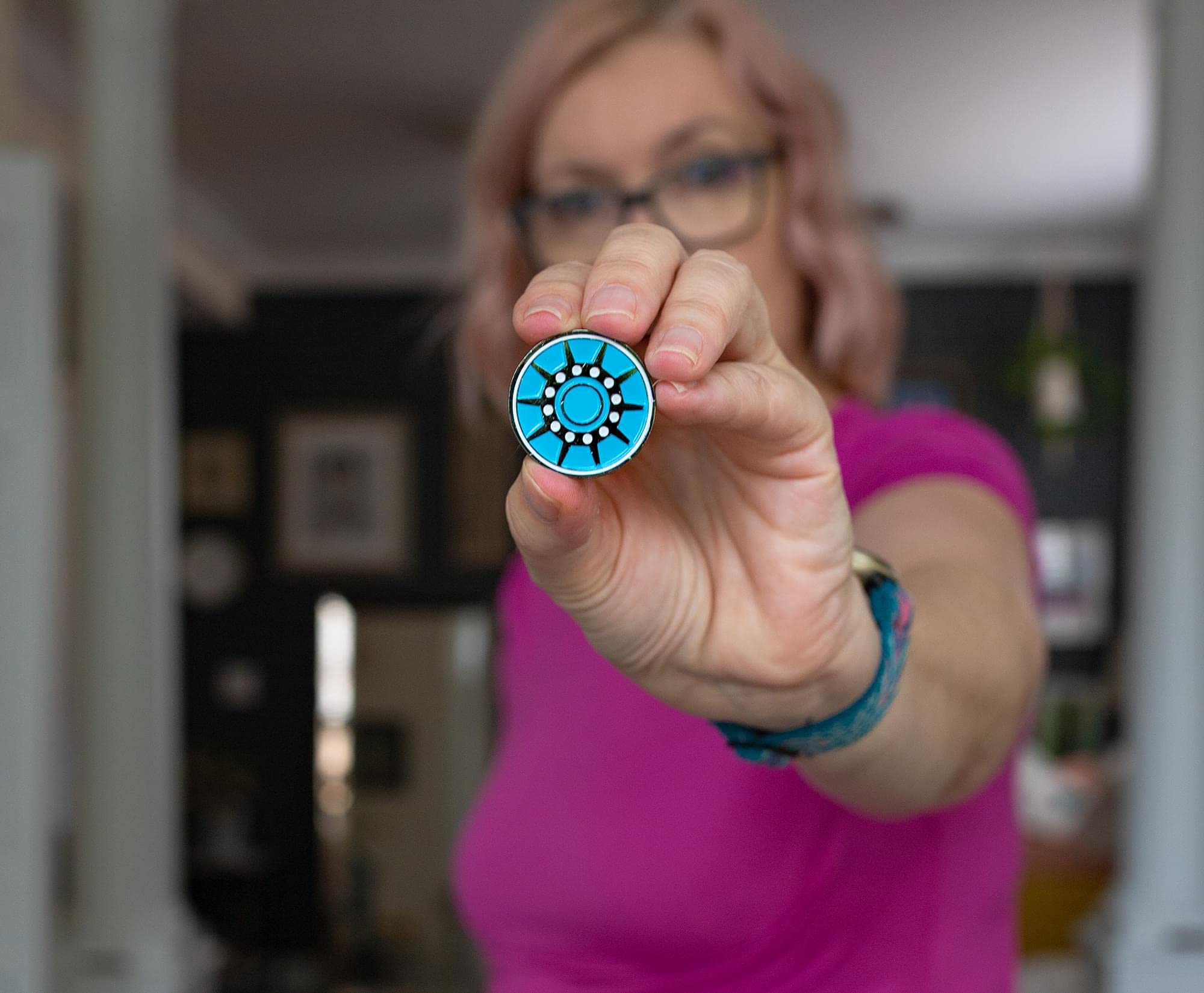 Iron Man Arc Reactor Enamel Collector Pin - Marvel Avengers Superhero Collectible Badge - Perfect for Cosplay, Conventions & Marvel Fans Gift