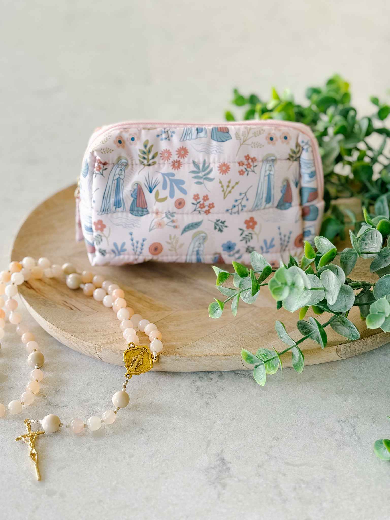 Our Lady of Lourdes Puffer Pouch - Religious Insulated Lunch Bag for Women, Perfect for Church, Work & School - Catholic Gift Idea