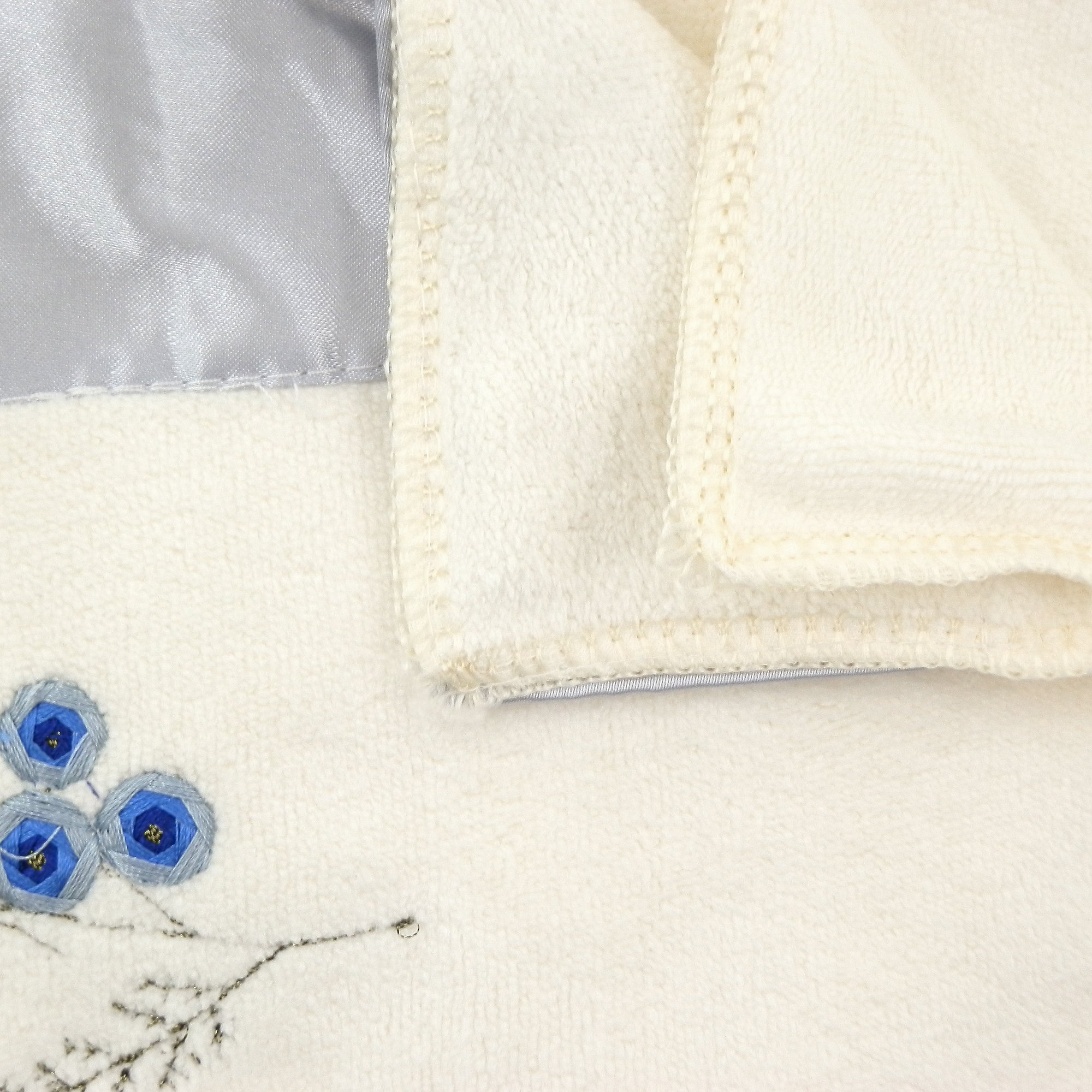 Premium White and Blue Embroidered Bath Towel Set - 2 Hand Towels & 1 Bath Towel | Soft Absorbent Cotton for Spa, Bathroom, and Guest Use