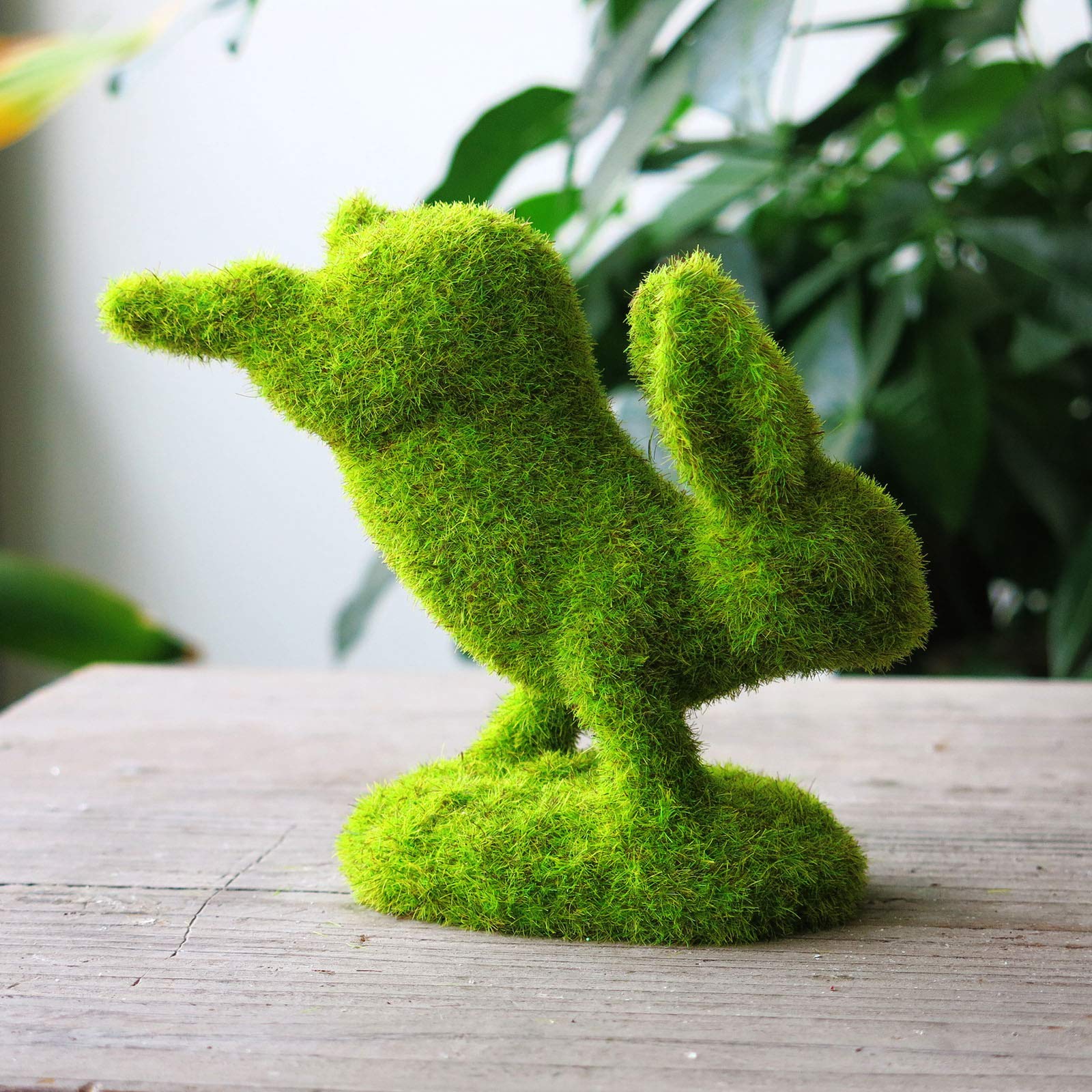 Yowein Green Faux Moss Easter Bunny Statue - Standing Rabbit Figurine for Easter Decor, Holiday Egg Display, Garden Ornament & Tabletop Décor - Perfect for Spring Home Decor, Easter Party Centerpiece & Outdoor Garden Display