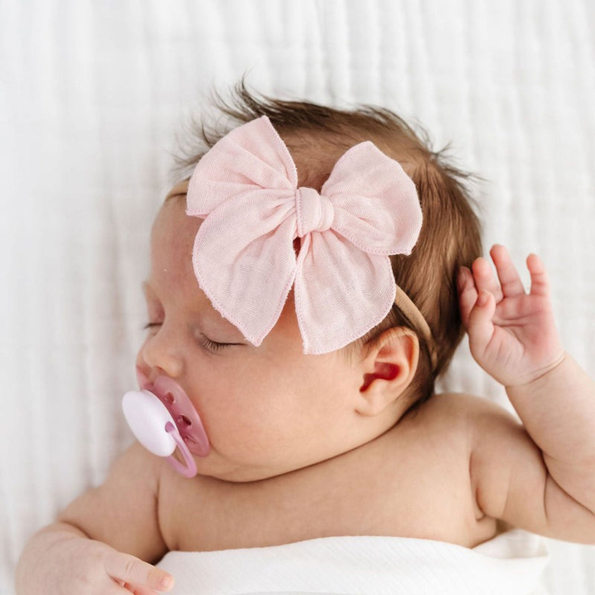 Premium Cloud Muslin Heirloom Bow Headband for Baby Girls - Soft & Breathable Hair Accessory for Newborns, Infants - Perfect for Photography, Parties & Everyday Wear