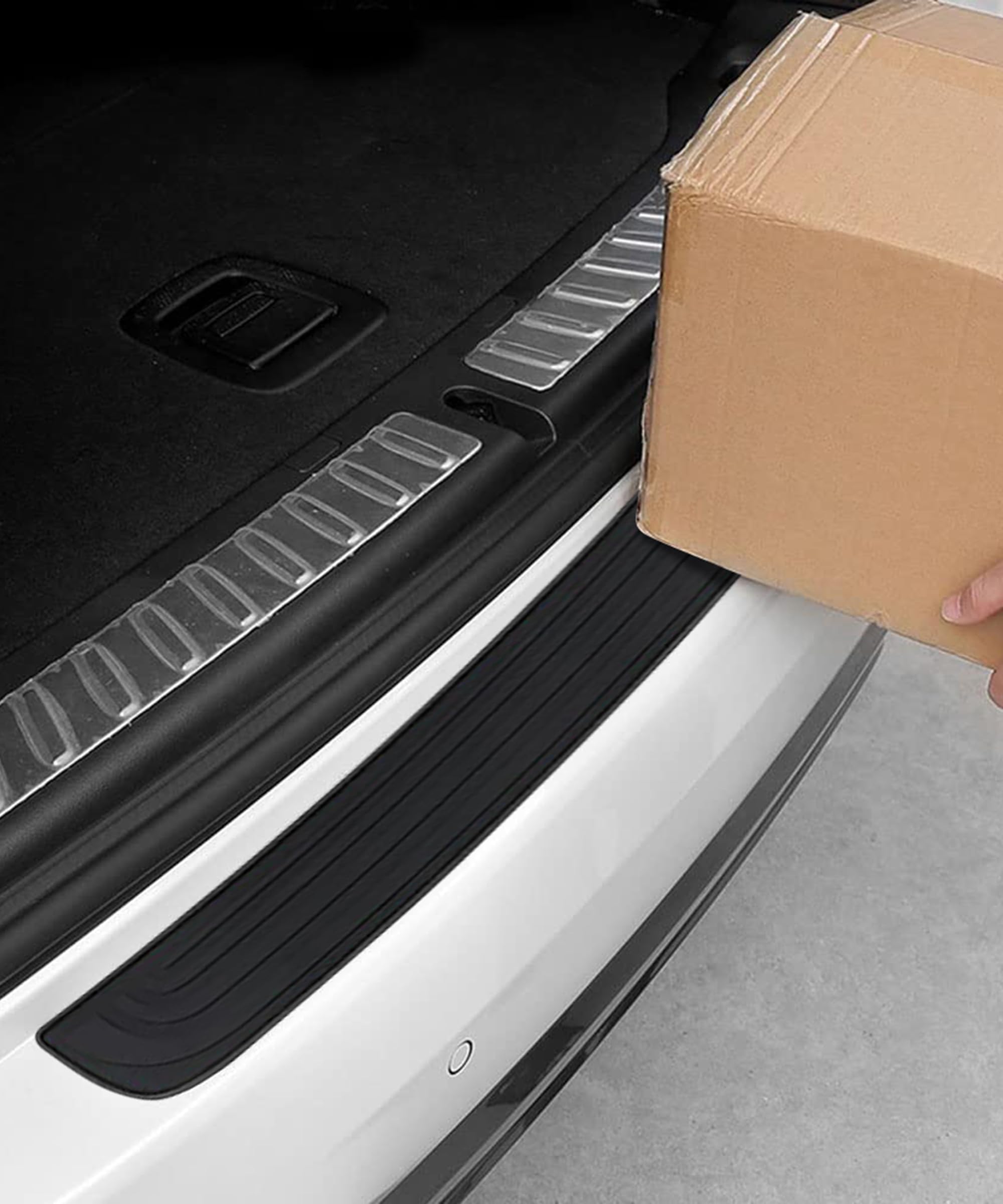 Premium Car Bumper Guard - Heavy Duty Rubber Rear Bumper Protector for Vehicles, Anti-Slip Impact Protection Strip (35.43