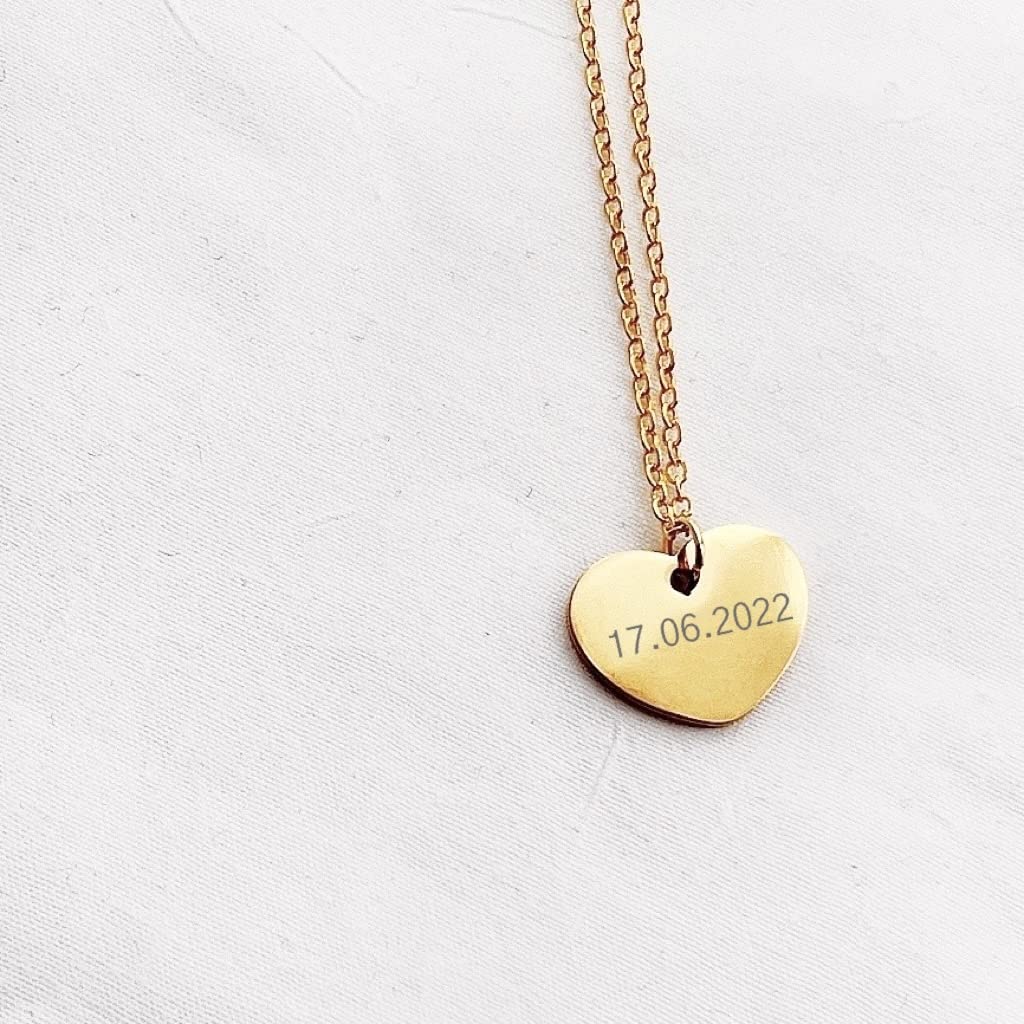Personalized Engraved Heart Necklace for Women - Custom Name & Date Charm Pendant - Romantic Gift for Anniversary, Valentine's Day & Mother's Day
