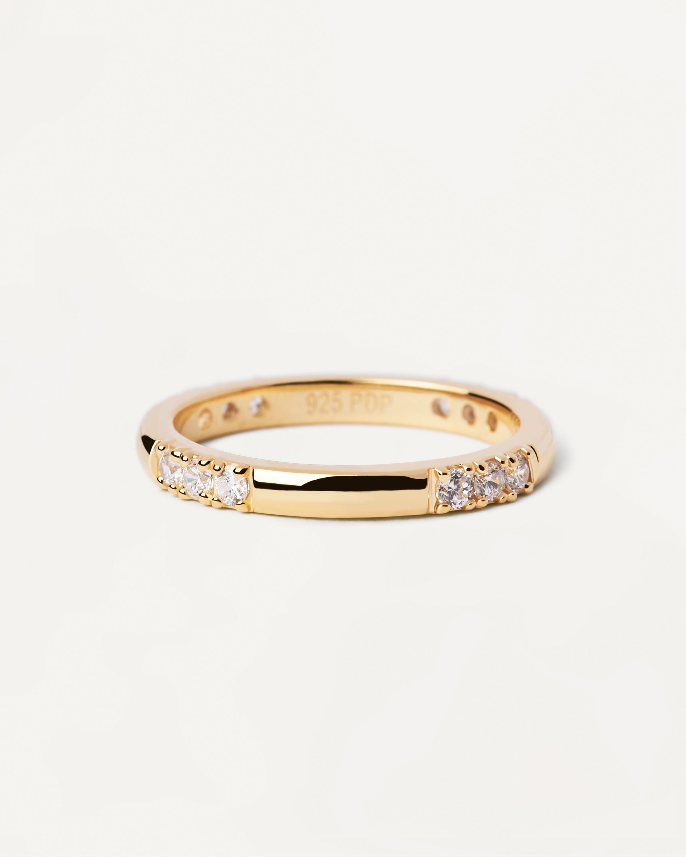 Elegant 14K Gold Ring for Women - Dainty & Minimalist Wedding Band, Anniversary Gift, Everyday Jewelry - Perfect for Date Nights & Special Occasions