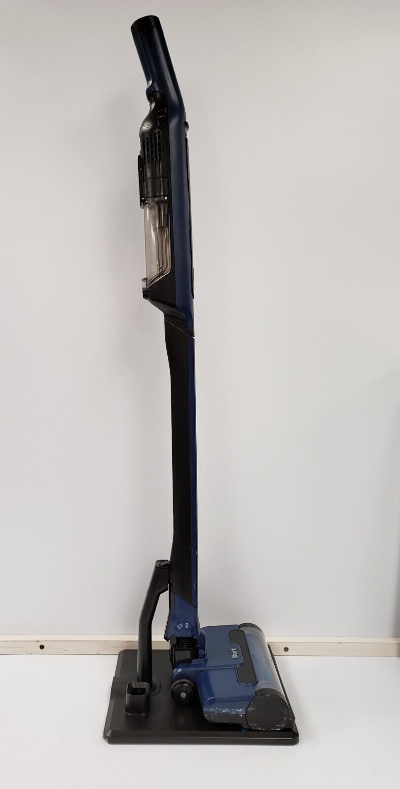 Shark WS640C Vacuum Cleaner - Powerful Cordless Stick Vacuum for Pet Hair, Hard Floors & Carpets - Ideal for Home Cleaning & Quick Pickups