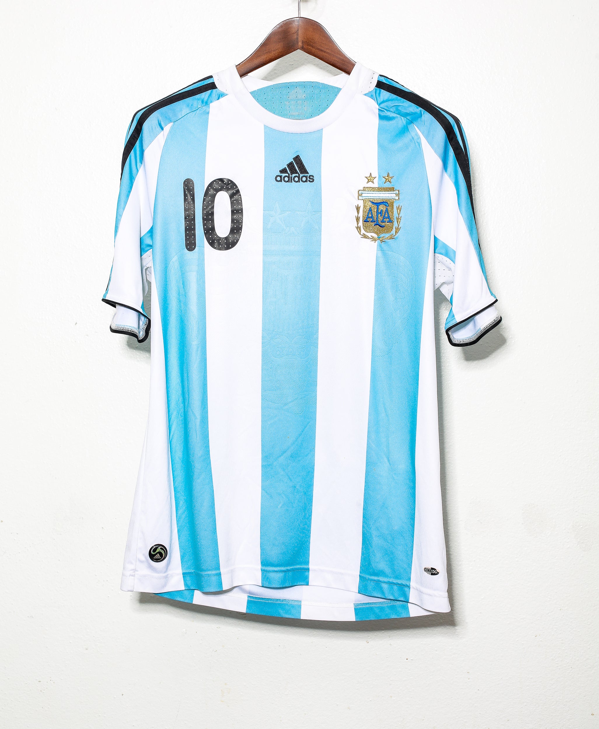 Authentic 2010 Argentina Home Soccer Jersey #10 Riquelme (Size M) - Perfect for Match Days, Fan Collections & Football Enthusiasts