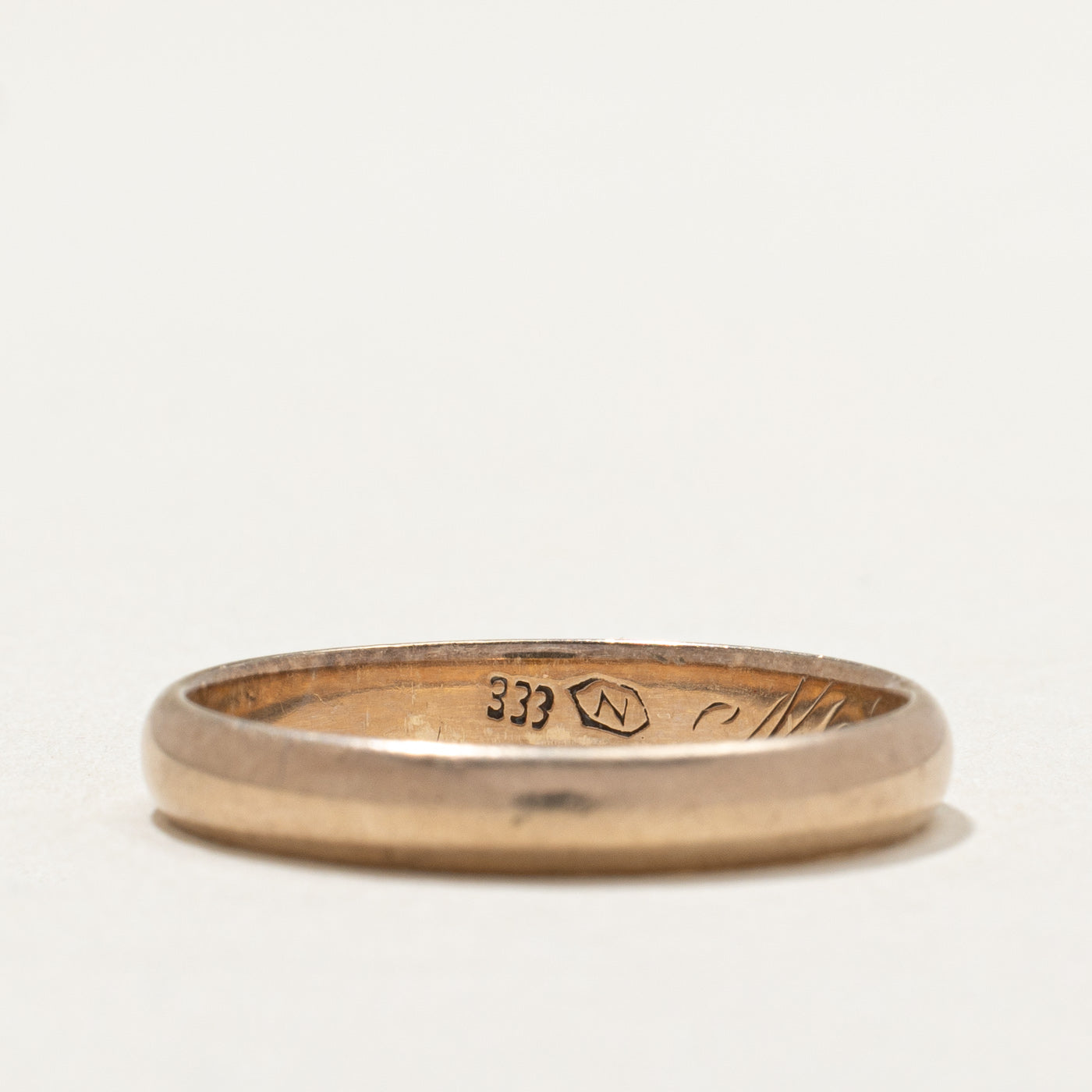 9K Yellow Gold Plain Wedding Band Ring - Size 9.5 for Men & Women | Classic Minimalist Jewelry for Engagement, Anniversary & Everyday Wear