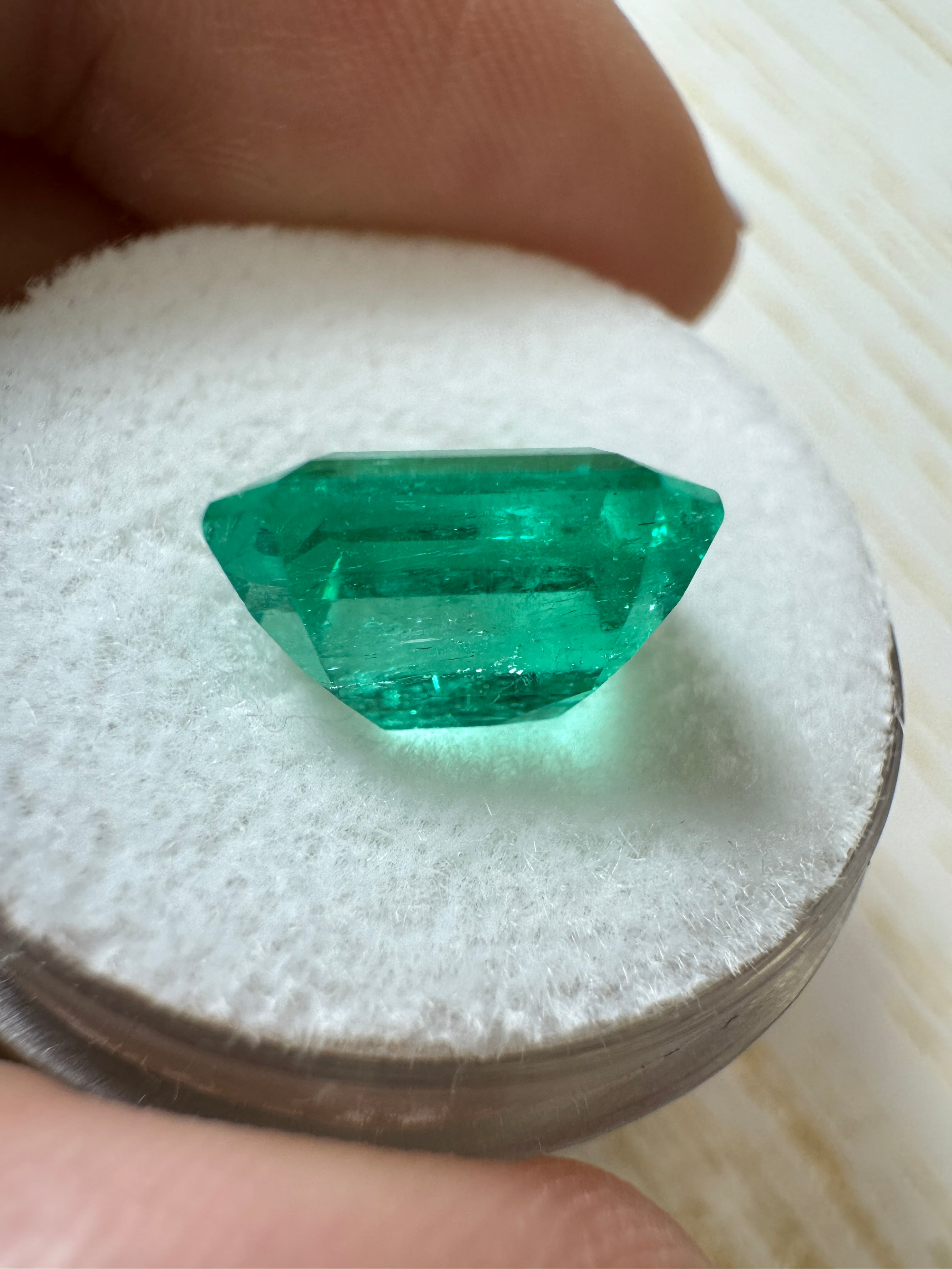 3.61 Carat 10x9mm Vivid Green Natural Colombian Loose Emerald - Emerald Cut Gemstone for Jewelry Making, Engagement Rings & Luxury Gifts