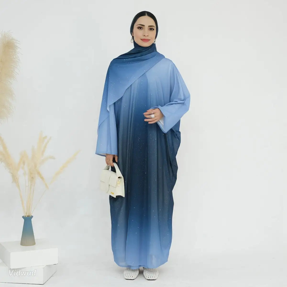 Sparkly Gradient Open Abaya Dress with Matching Glitter Hijab - Elegant Islamic Fashion for Parties, Weddings & Special Occasions