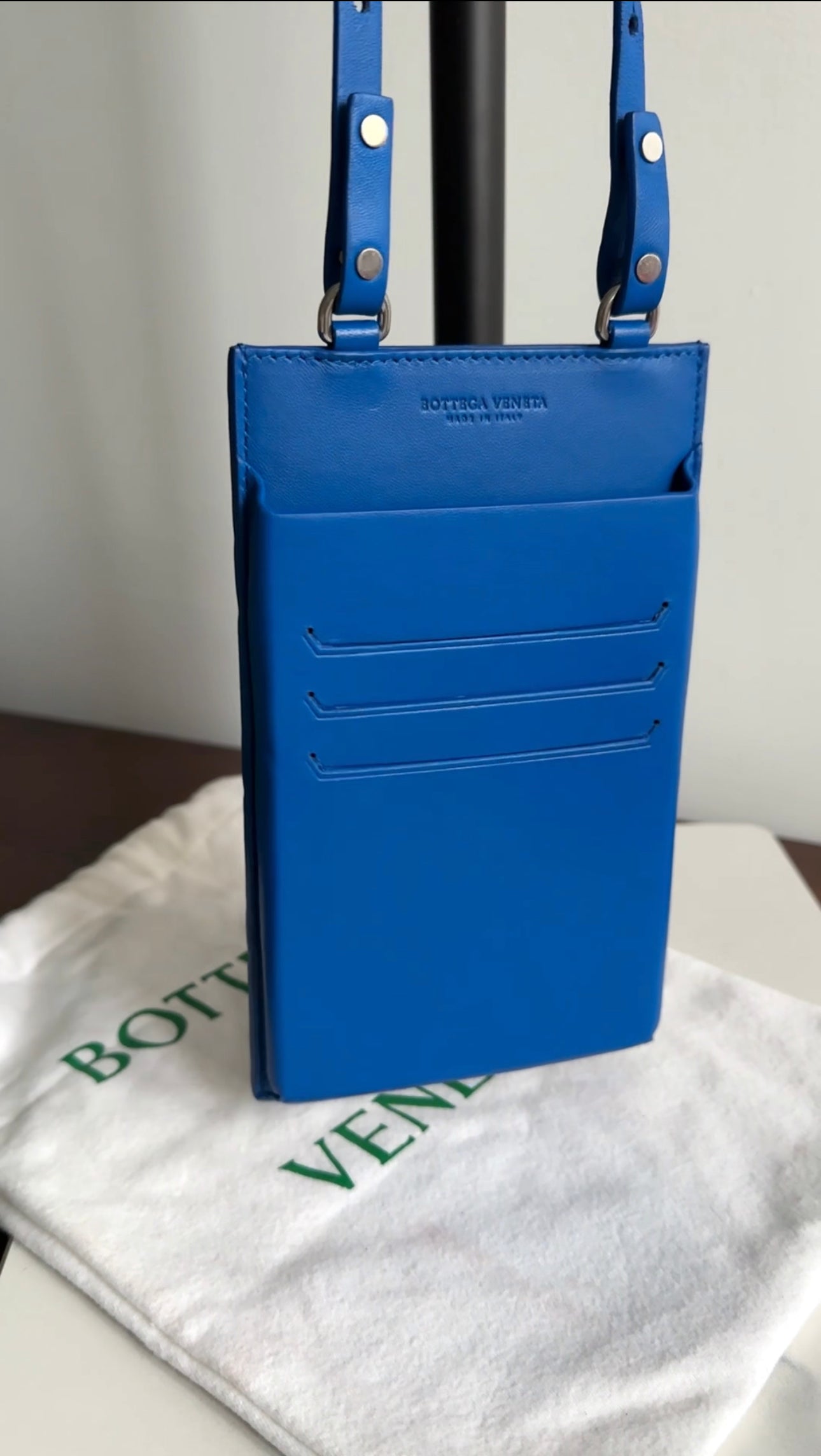 Bottega Veneta Maxi Intrecciato Leather Phone Holder - Luxury Leather Phone Case for iPhone 15 Pro Max 14 13 Samsung Galaxy | Perfect for Travel Business & Everyday Use