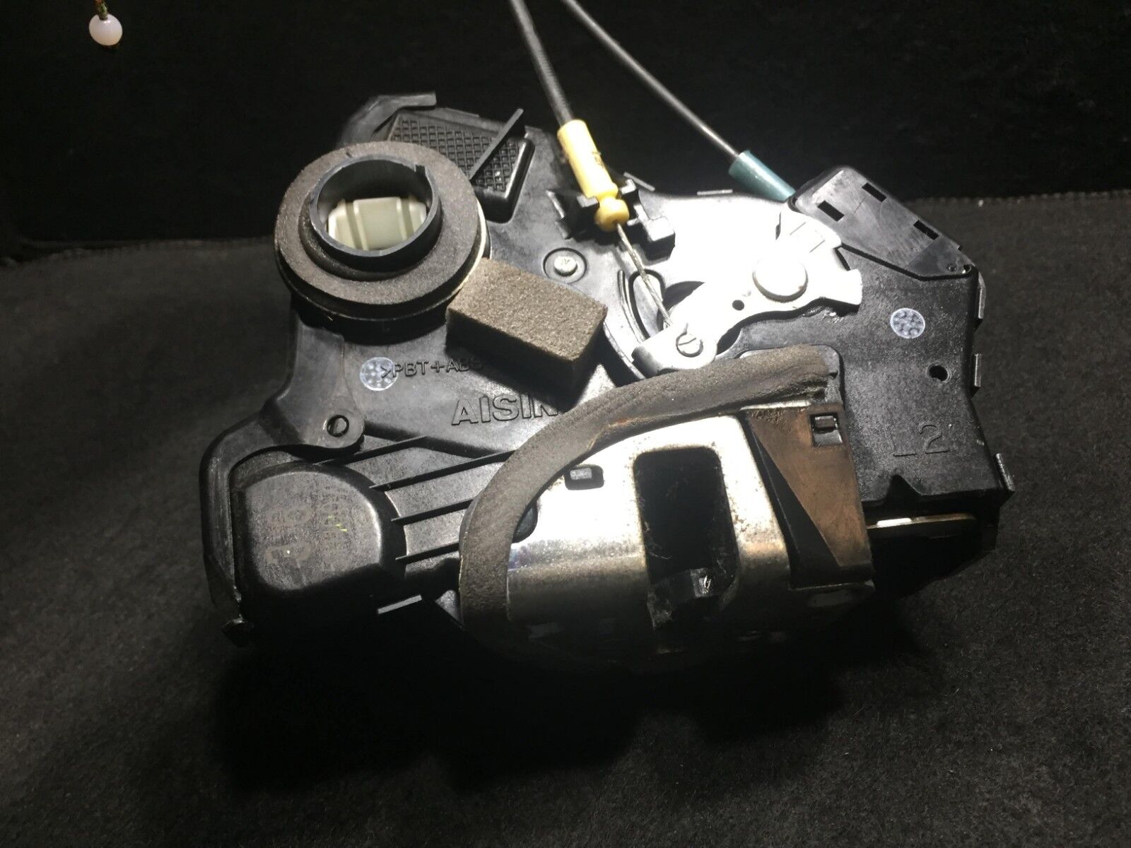 04 05 06 Scion XA Front Left Door Lock Latch Actuator - OEM D18 Replacement Part - Perfect for Car Door Repair & Maintenance