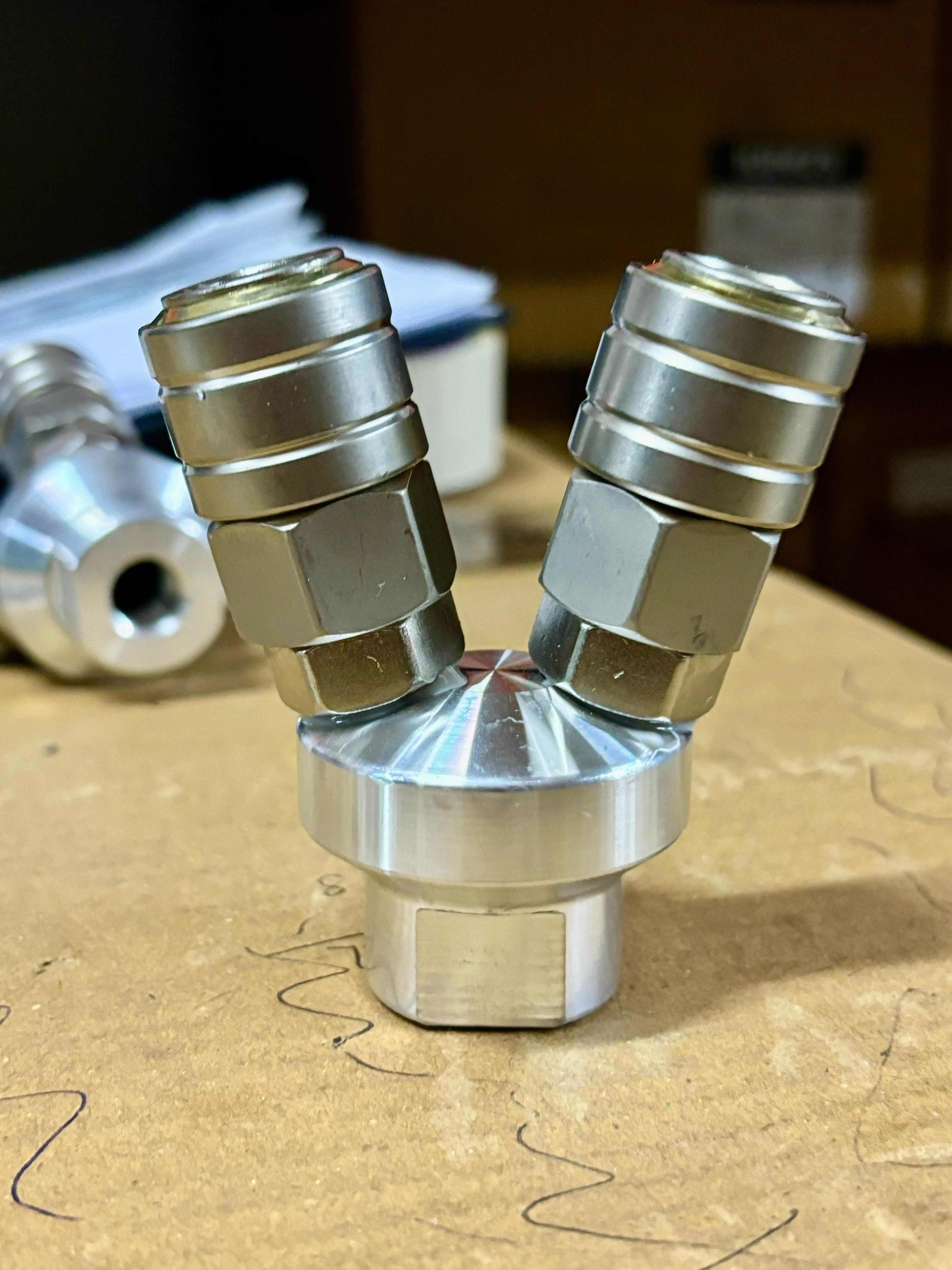 Aiko QC R2 QR 2-Way Round Quick Release Coupling - High Pressure Hydraulic Hose Fitting for Industrial & Agricultural Equipment