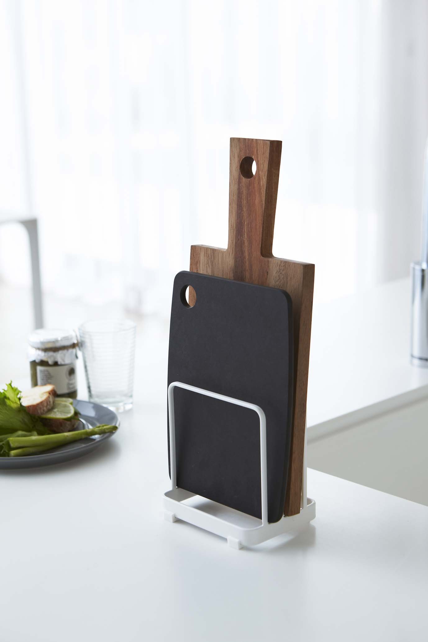 Yamazaki Home Plate Cutting Board Stand - Bamboo Kitchen Storage Rack Holder Organizer for Countertop | Perfect for Small Space Kitchen Organization & Countertop Display