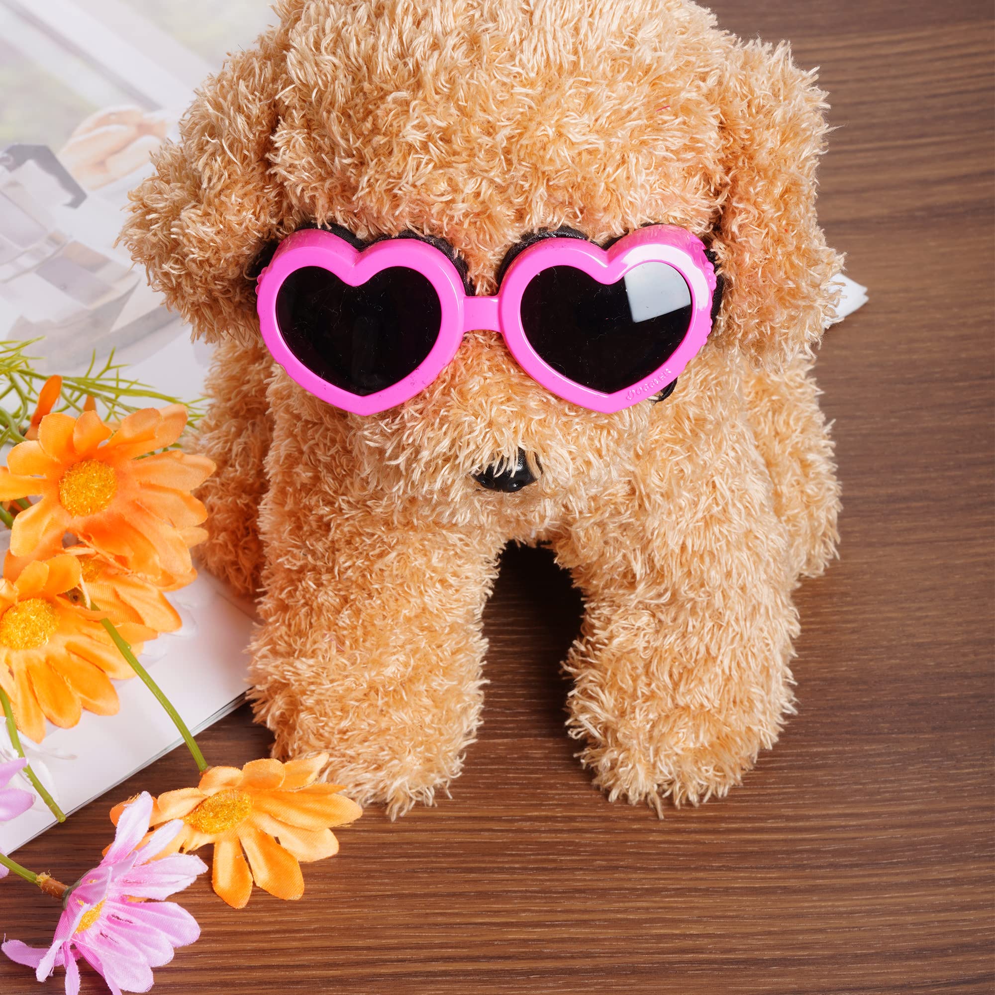 **Choyaxo UV Protection Dog Goggles for Small Breeds – Heart-Shaped Windproof Anti-Fog Dog Sunglasses with Adjustable Strap – Ideal for Motorcycle Rides, Outdoor Adventures & Sunny Days (Pink)**