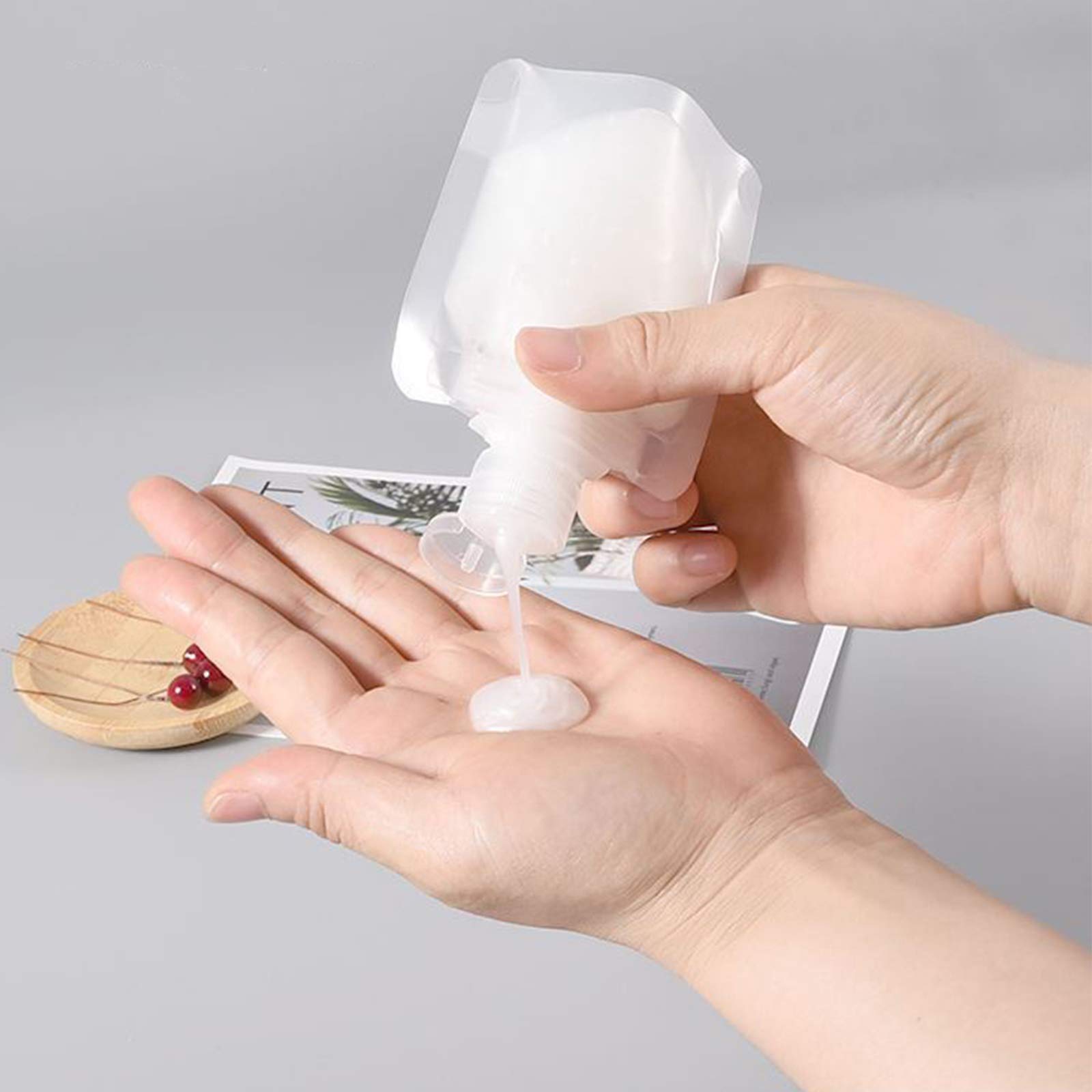 Travel Liquid Bag - Foldable Soft Makeup Bag, Portable Disposable Transparent Toiletry Bottles for Facial Cleanser, Shampoo & Shower Gel (100ml) | Perfect for Air Travel, Gym & Camping Trips