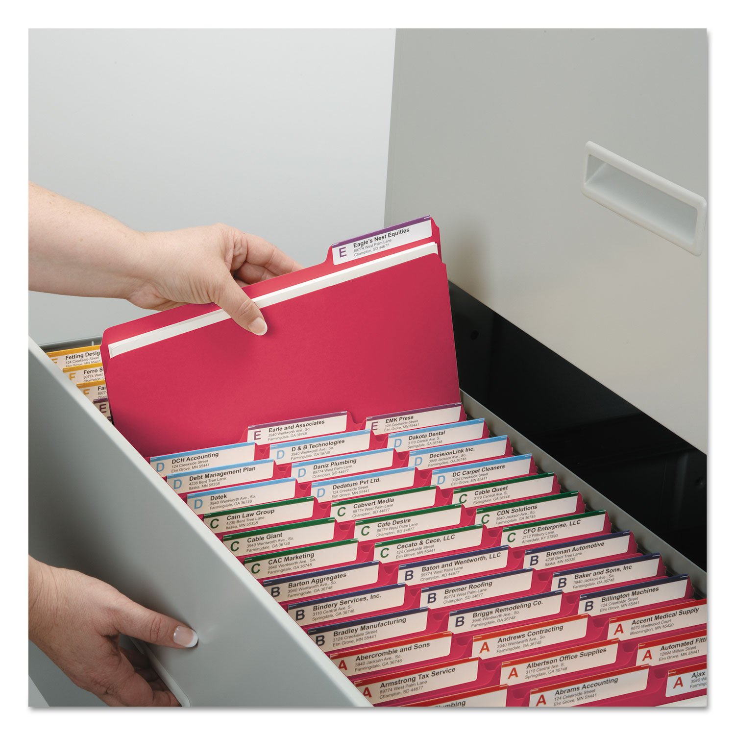 Smead 21538 1-Inch Expansion Recycled File Folders - 1/3 Top Tab Letter Size, Bright Red (25/Box) - Perfect for Office Organization, Document Storage & Filing Systems