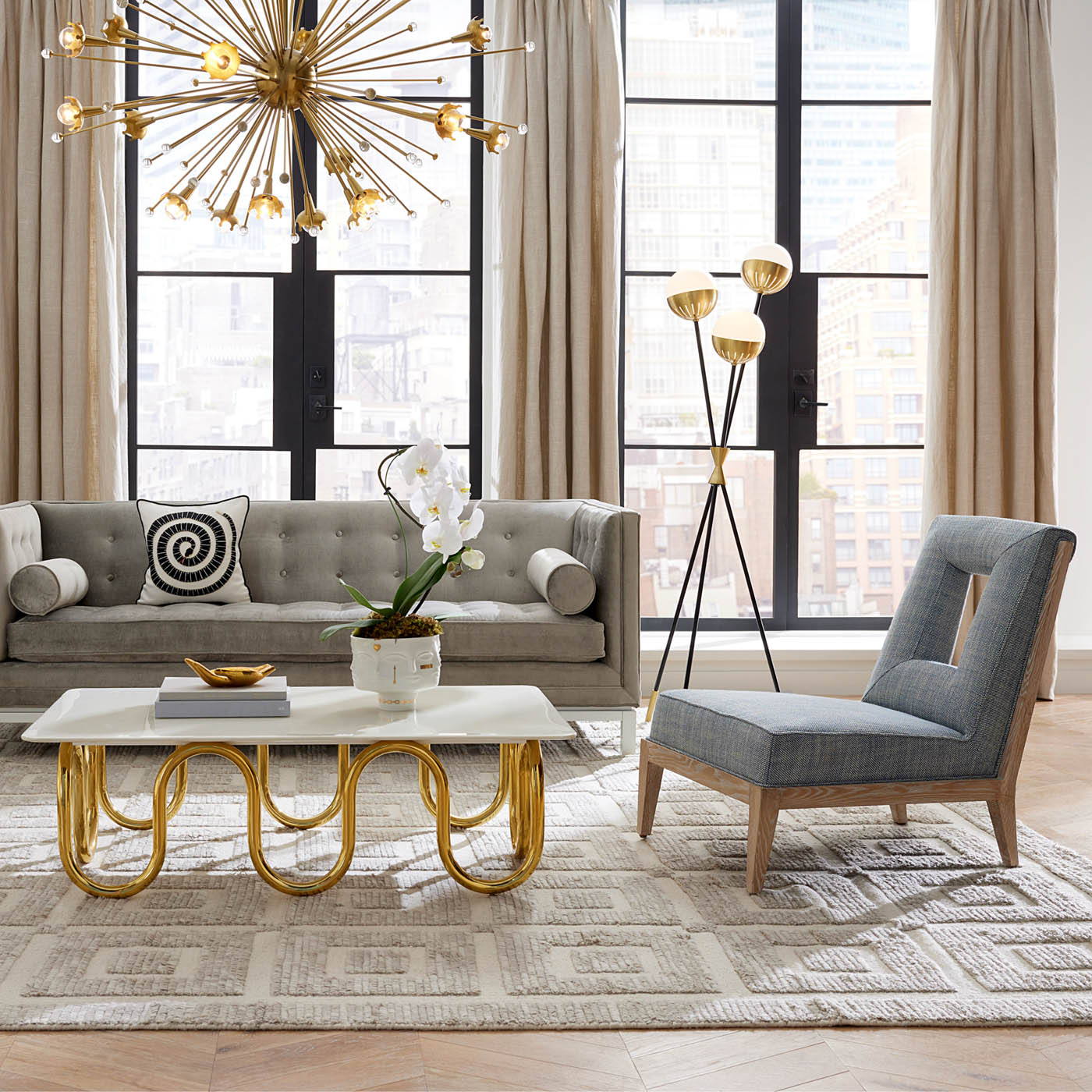 Modern Caracas Tripod Floor Lamp - Adjustable Height, 3-Leg Design for Living Room, Bedroom & Office - Perfect for Reading, Relaxing & Ambient Lighting