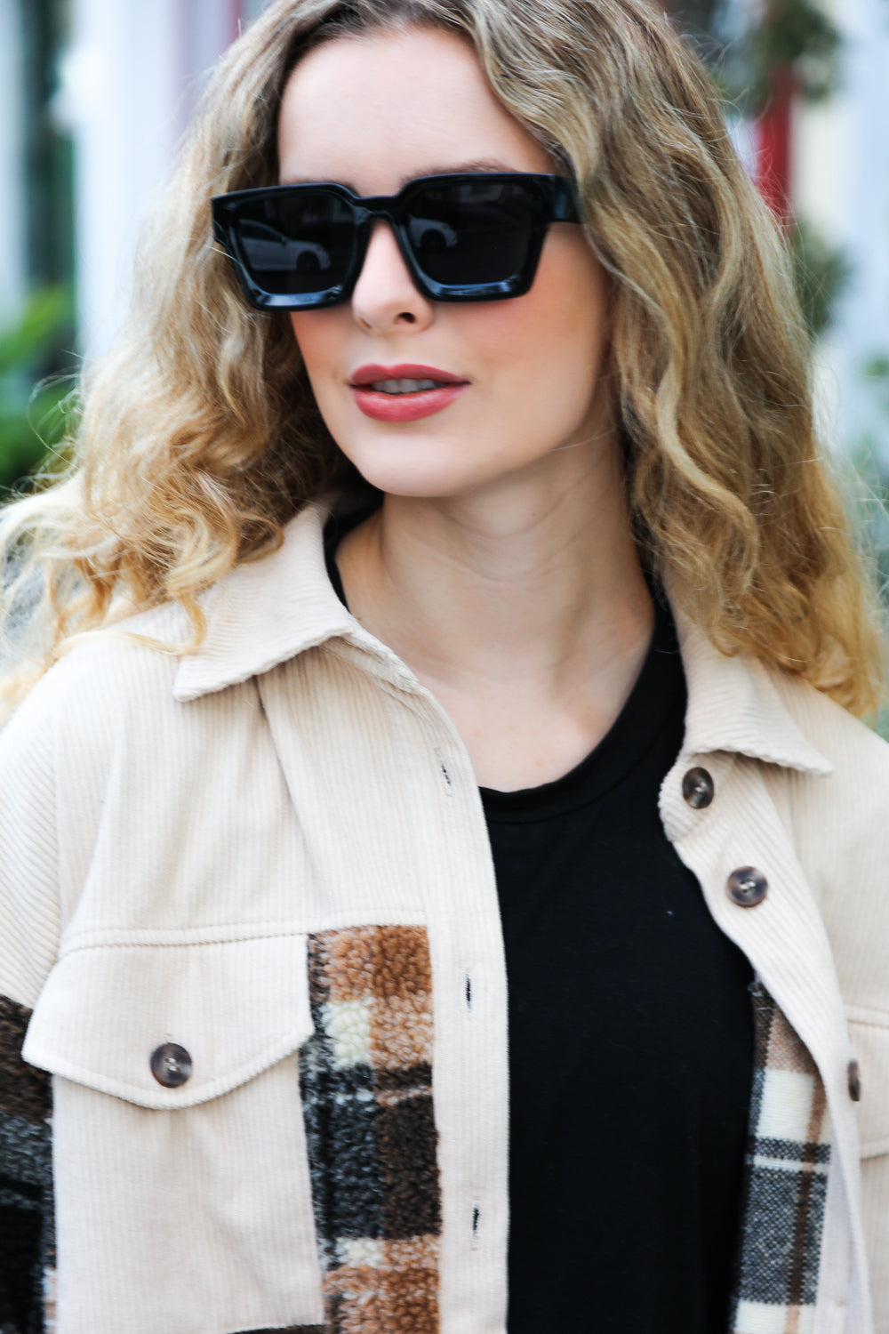 Stylish Black Thick Frame Rectangle Sunglasses for Men & Women - UV Protection, Polarized, Fashionable Square Shades for Driving, Beach, Outdoor Activities